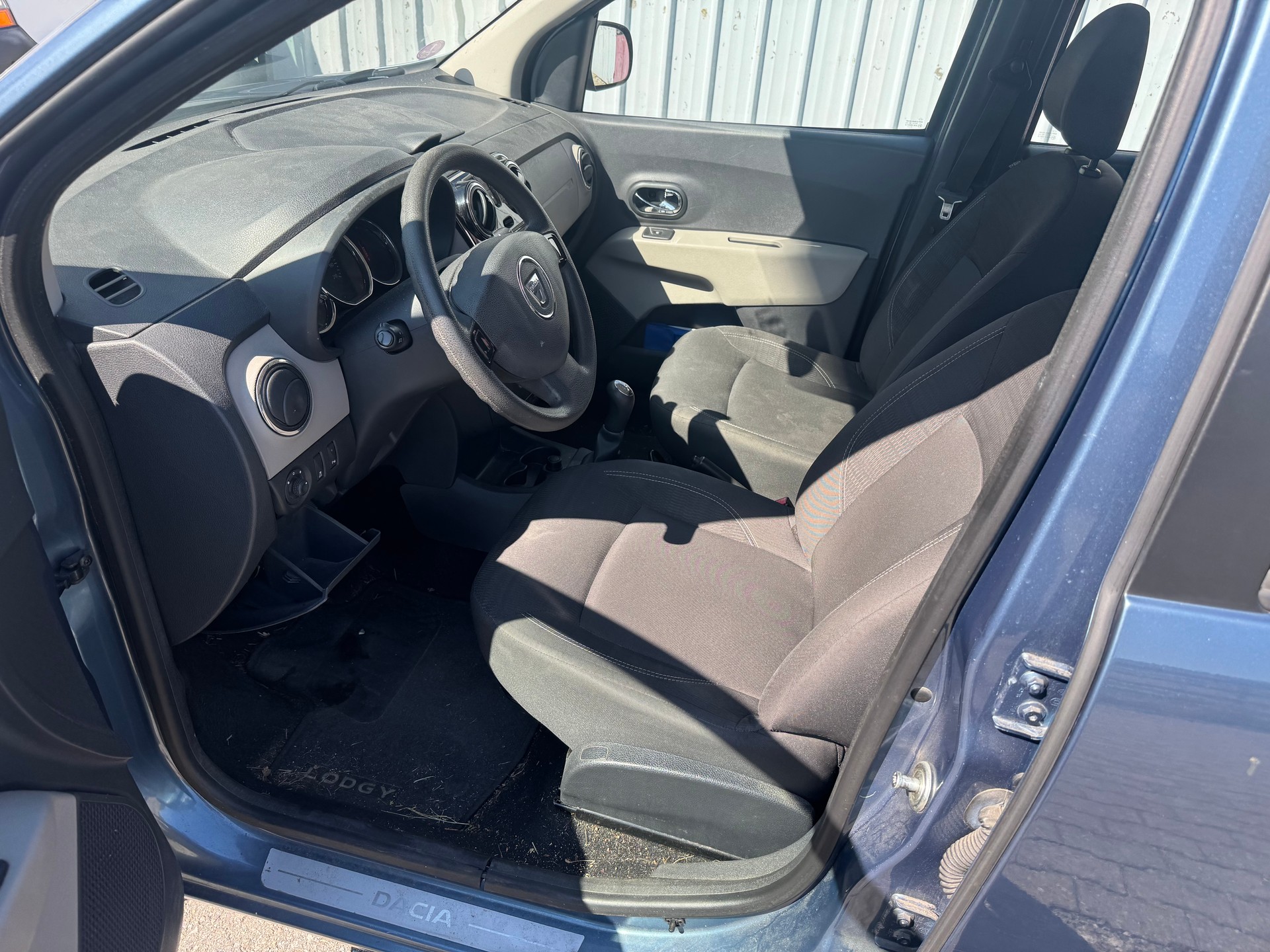 DACIA Lodgy 1.2 Turbo Ambiance 5PL-image-6