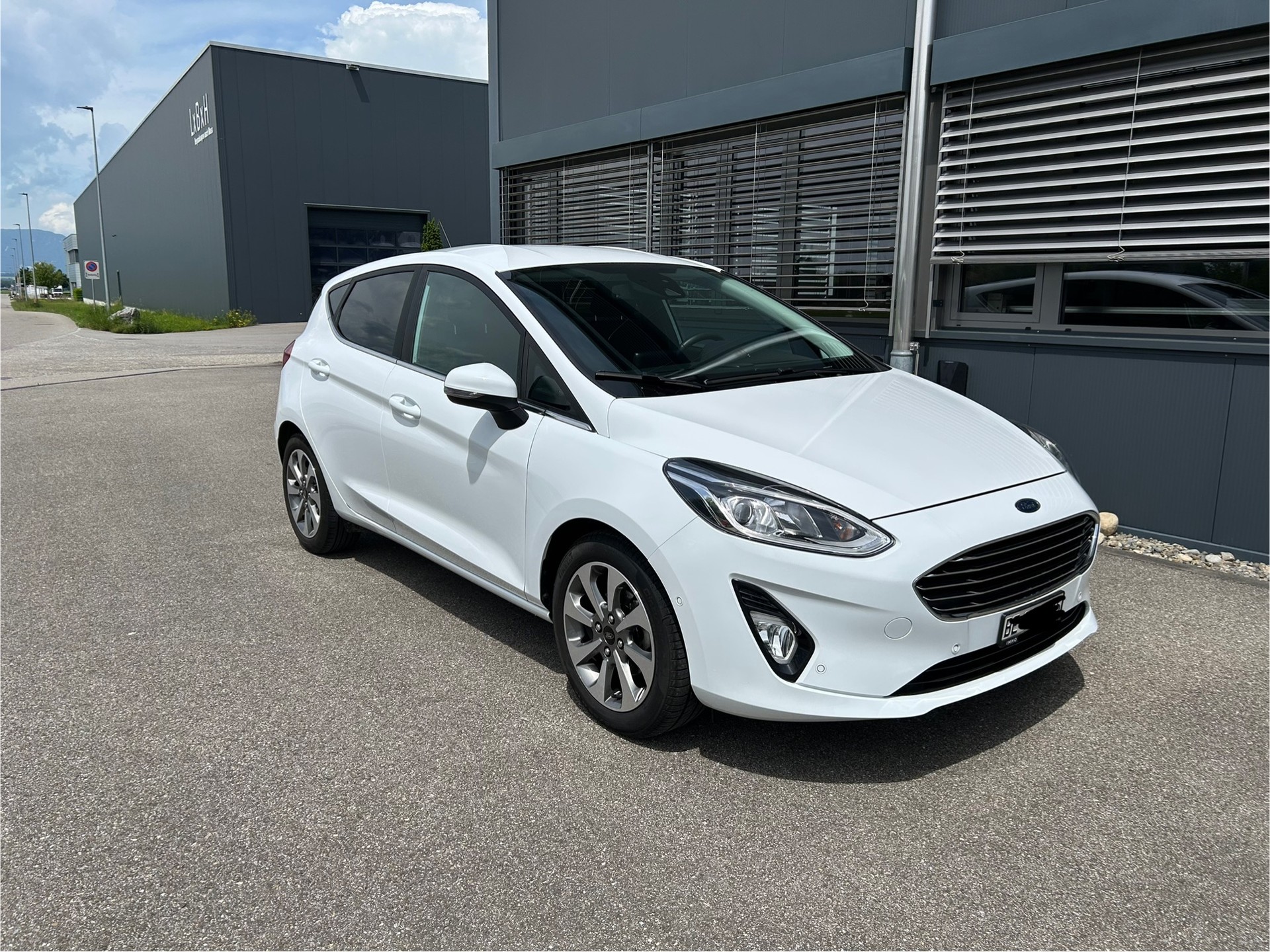 FORD 1.0 EcoB 125 Titanium