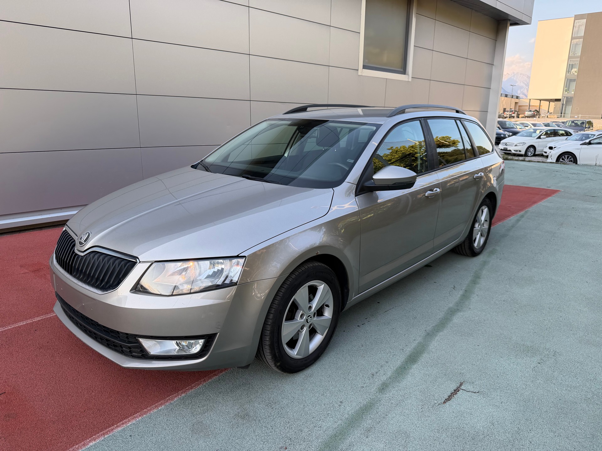 SKODA Octavia Combi 2.0 TDI Fresh 4x4