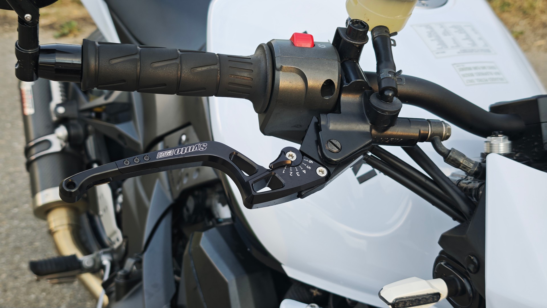 KAWASAKI Z 750 ABS-image-9