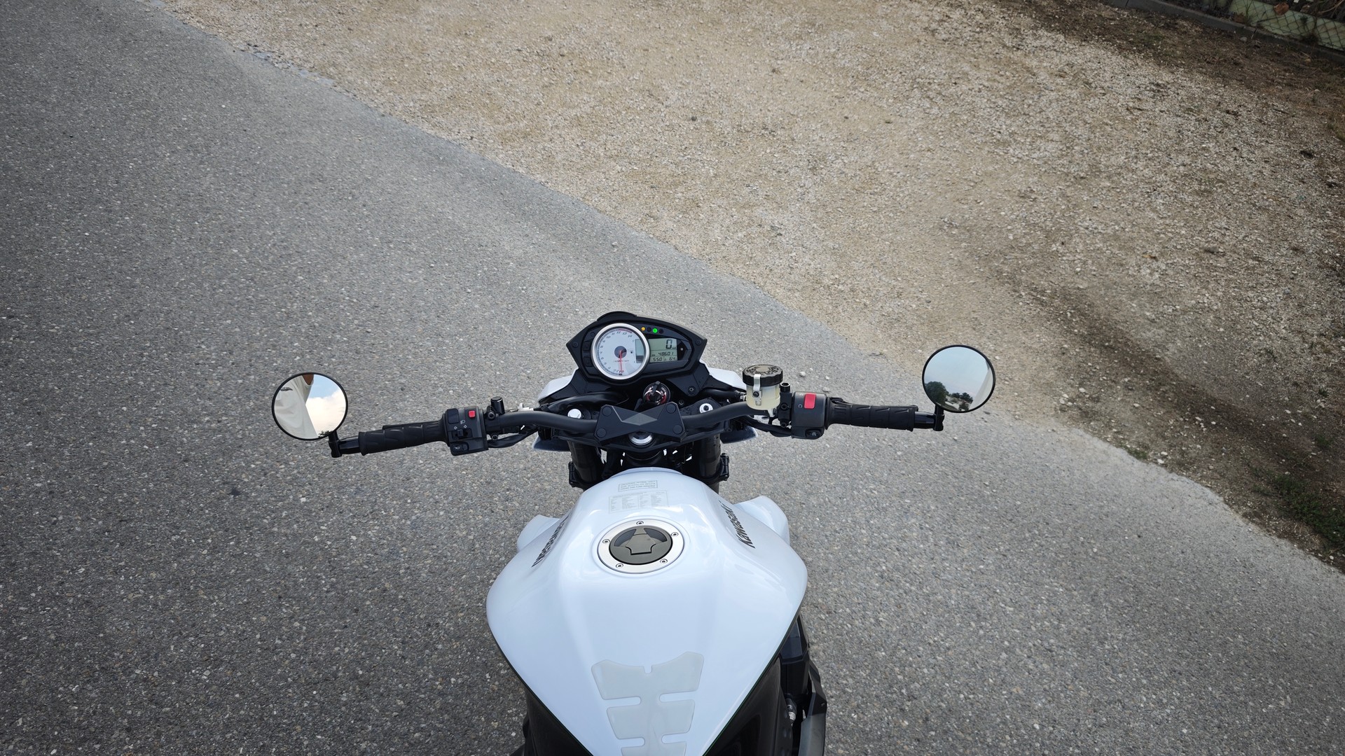 KAWASAKI Z 750 ABS-image-8