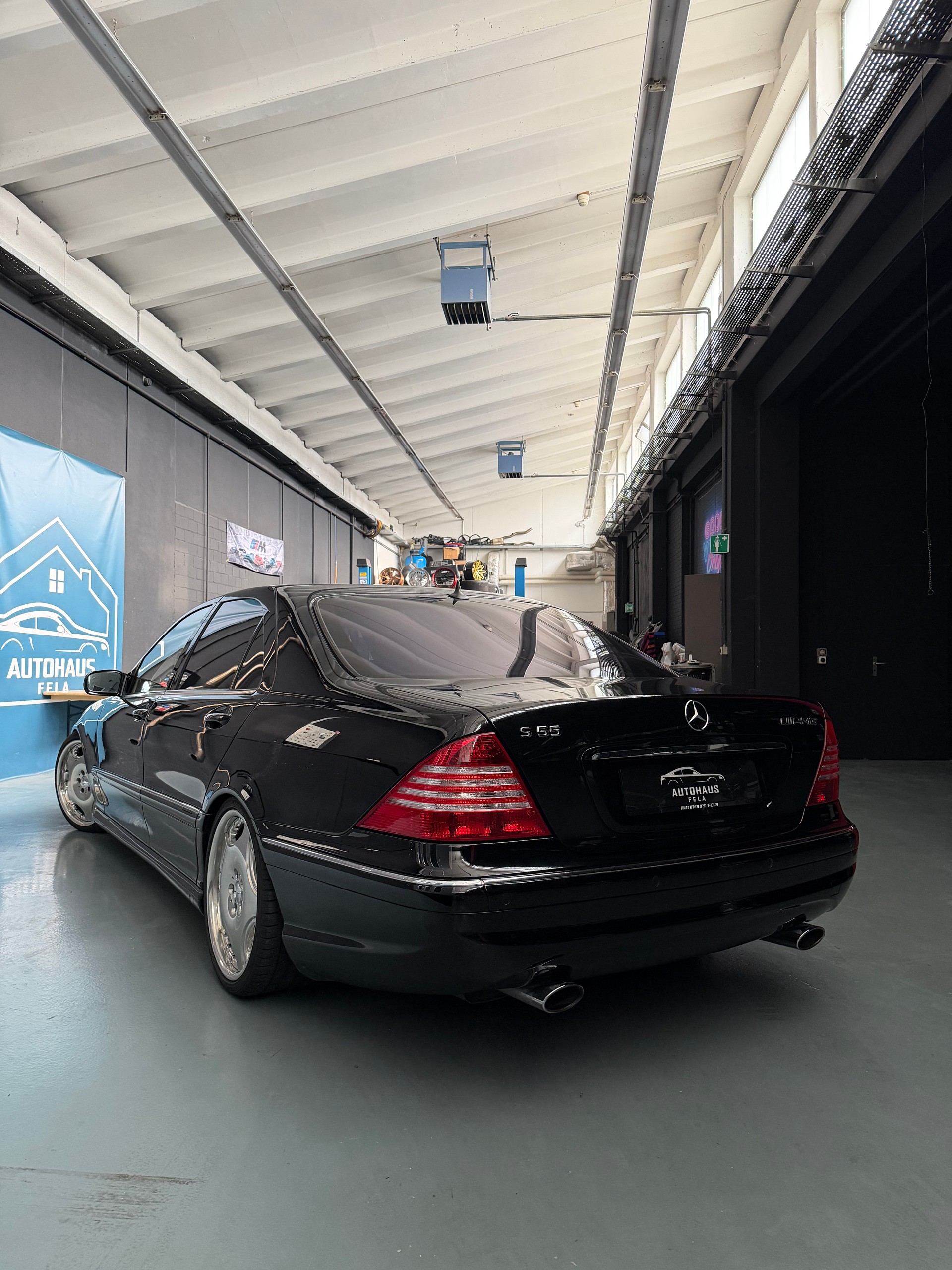 MERCEDES-BENZ S 500 L-showroom-element-2