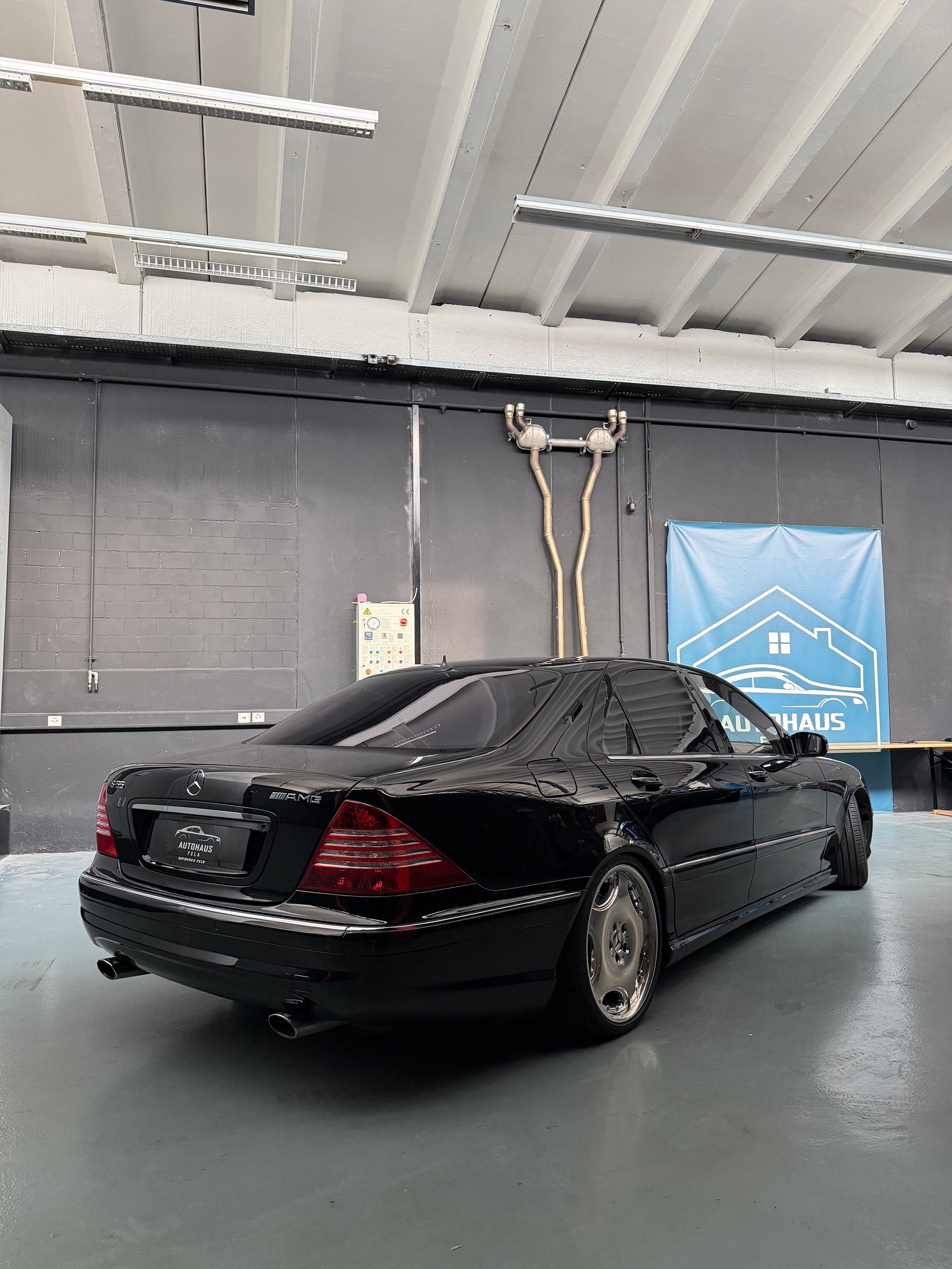 MERCEDES-BENZ S 500 L-showroom-element-1