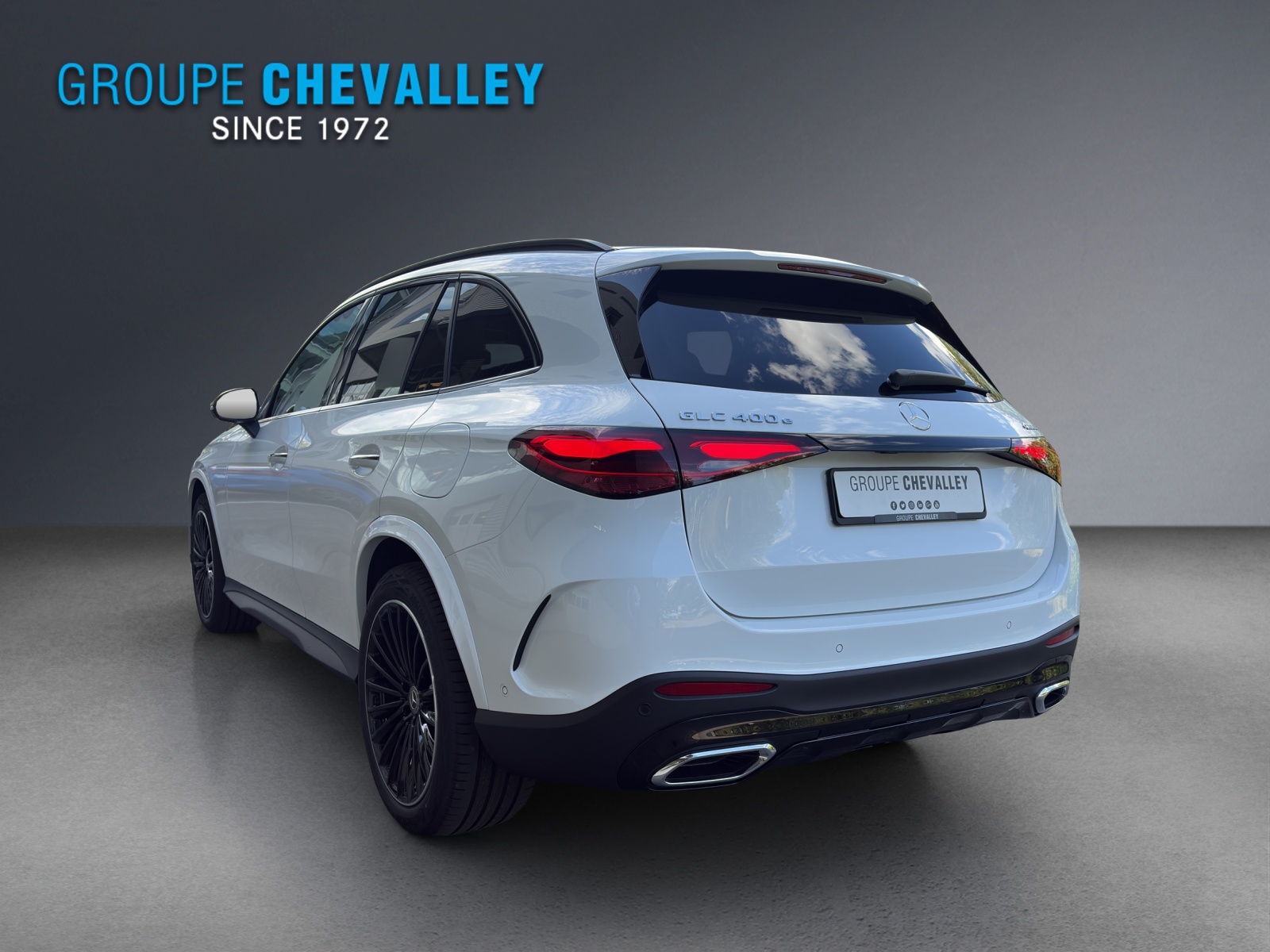 MERCEDES-BENZ GLC 400 e 4Matic EQ Star 9G-Tronic-showroom-element-3