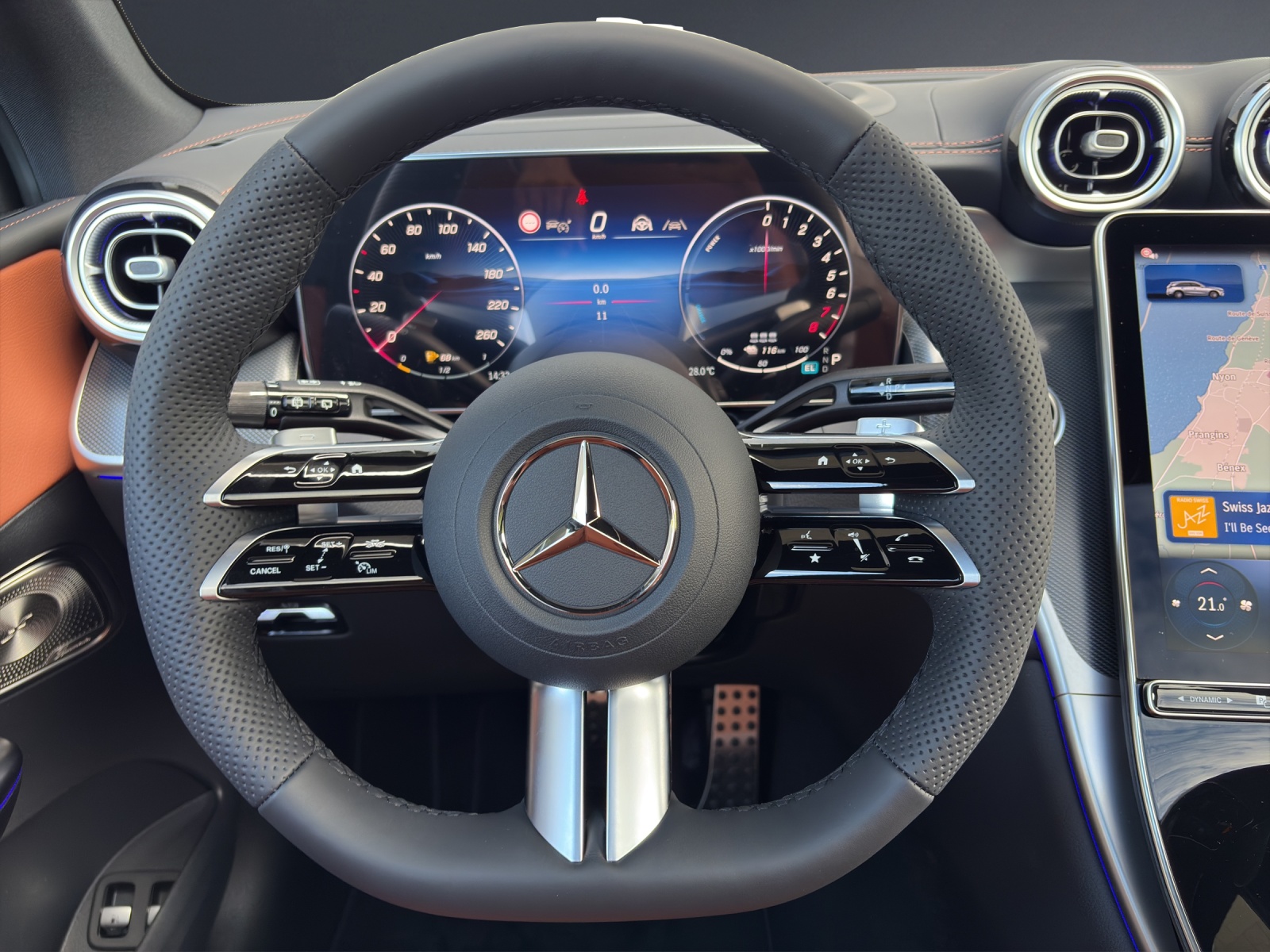 MERCEDES-BENZ GLC 400 e 4Matic EQ Star 9G-Tronic-image-13