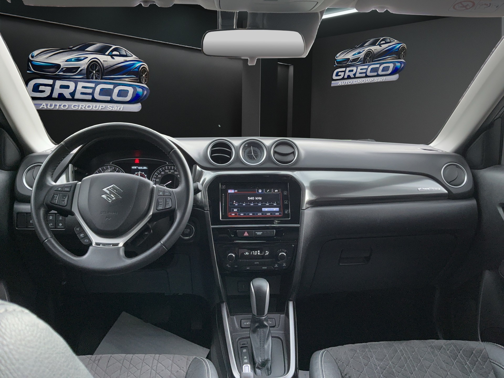 SUZUKI Vitara 1.4 Boosterjet Compact Top Hybrid Automatic-image-16