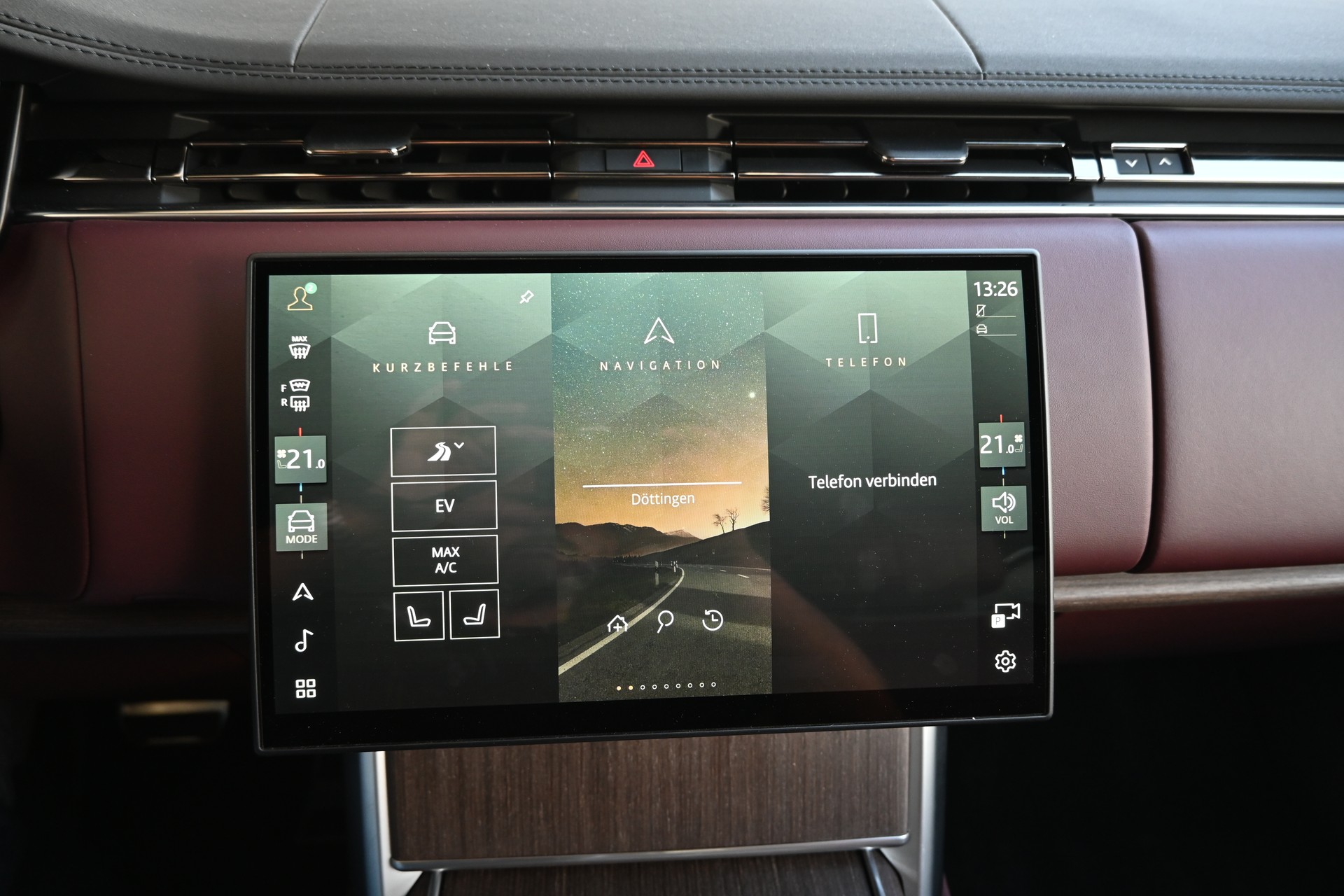 LAND ROVER Range Rover 3.0 V6 P460 Si6 PHEV HSE Automatic + AHK 3500kg + Werksgarantie 09.2030 + Voll-Ausstattung-image-31