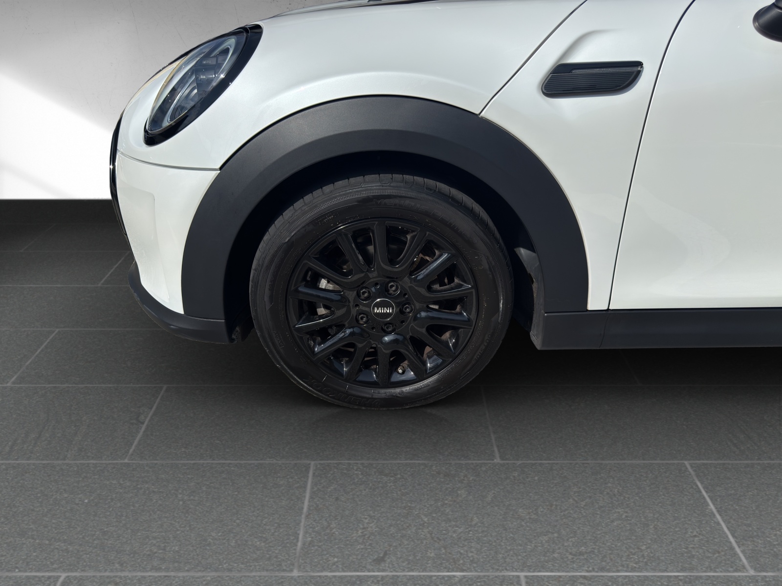 MINI Cooper Camden Edition Steptronic DKG-image-8