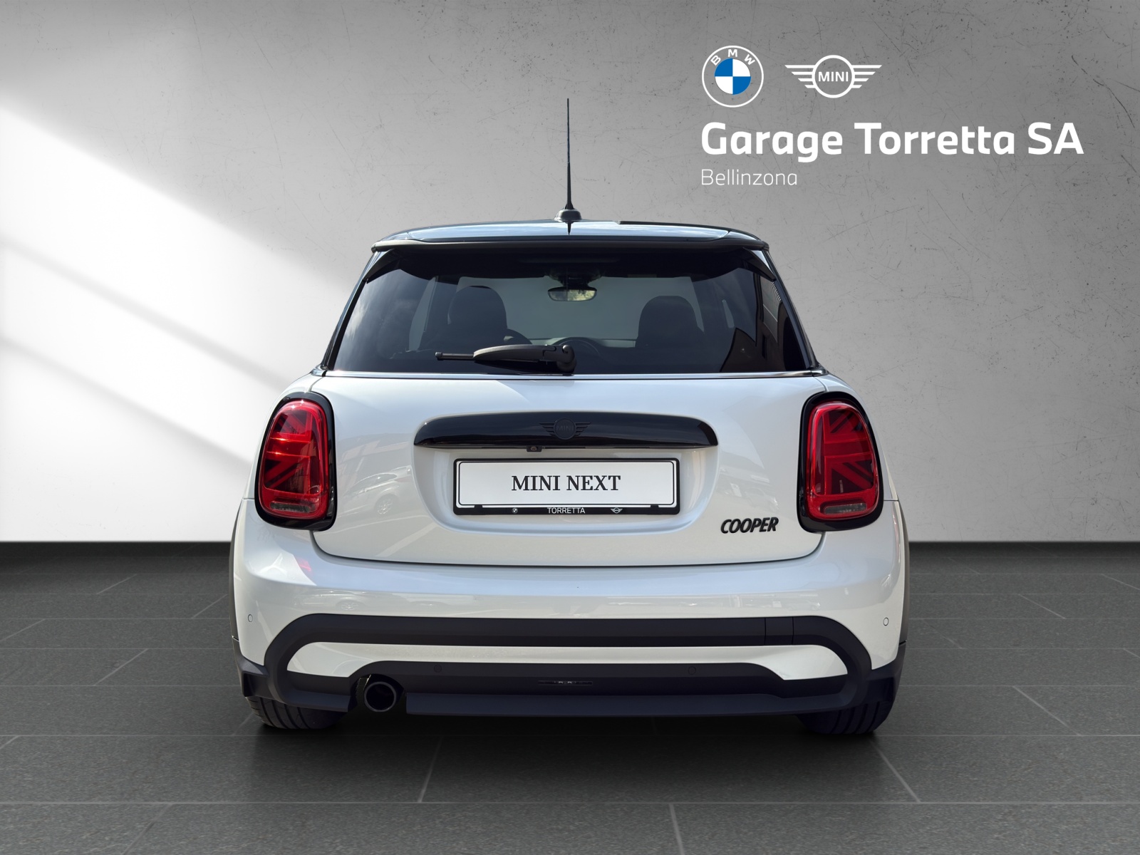 MINI Cooper Camden Edition Steptronic DKG-showroom-element-3