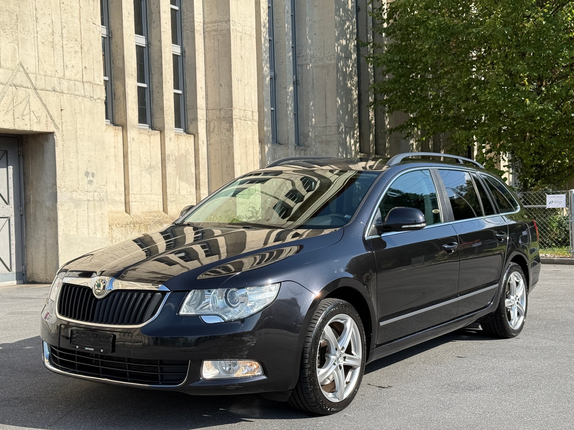SKODA Superb Combi 2.0 TDi Ambition DSG