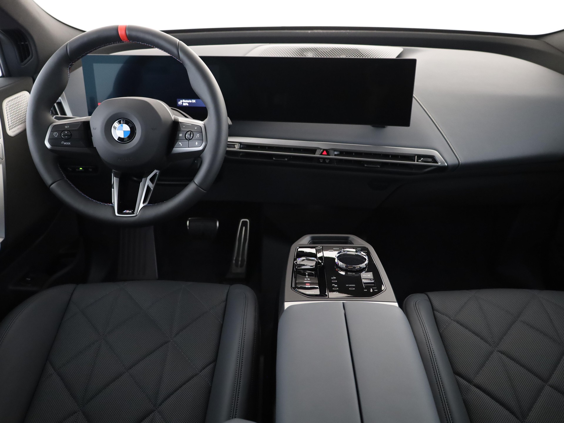 BMW iX I20 M70-image-20