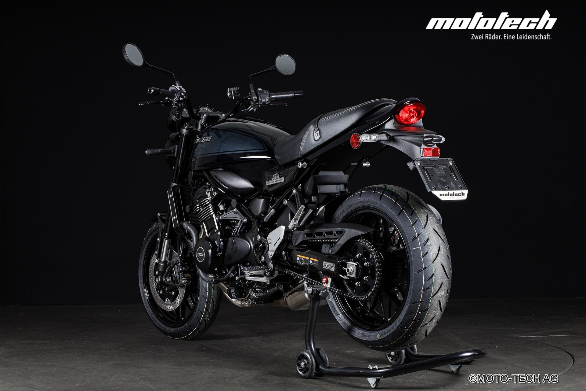 KAWASAKI Z 900 RS (35/82kW) Black Ball Edition-showroom-element-3