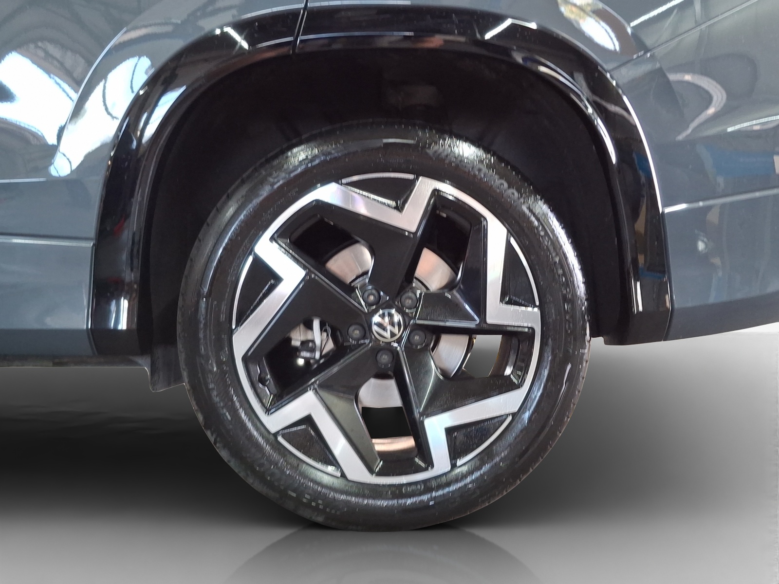 VW Tayron 2.0 TSI R-Line DSG 4Motion-image-13