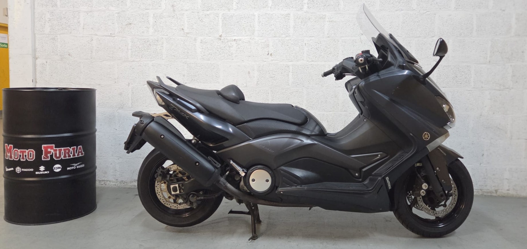 YAMAHA T-MAX XP 530 ABS-image-0