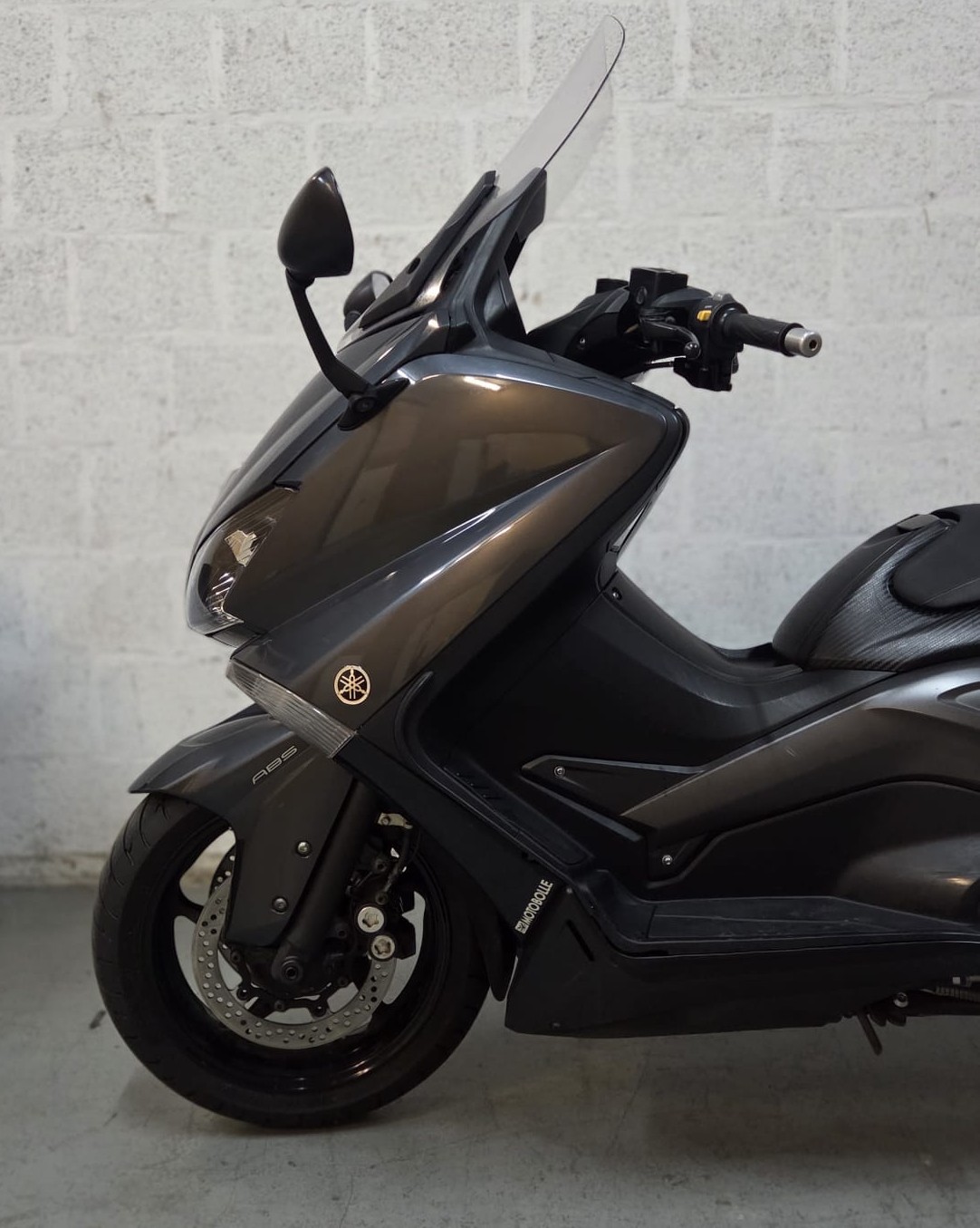 YAMAHA T-MAX XP 530 ABS-image-2