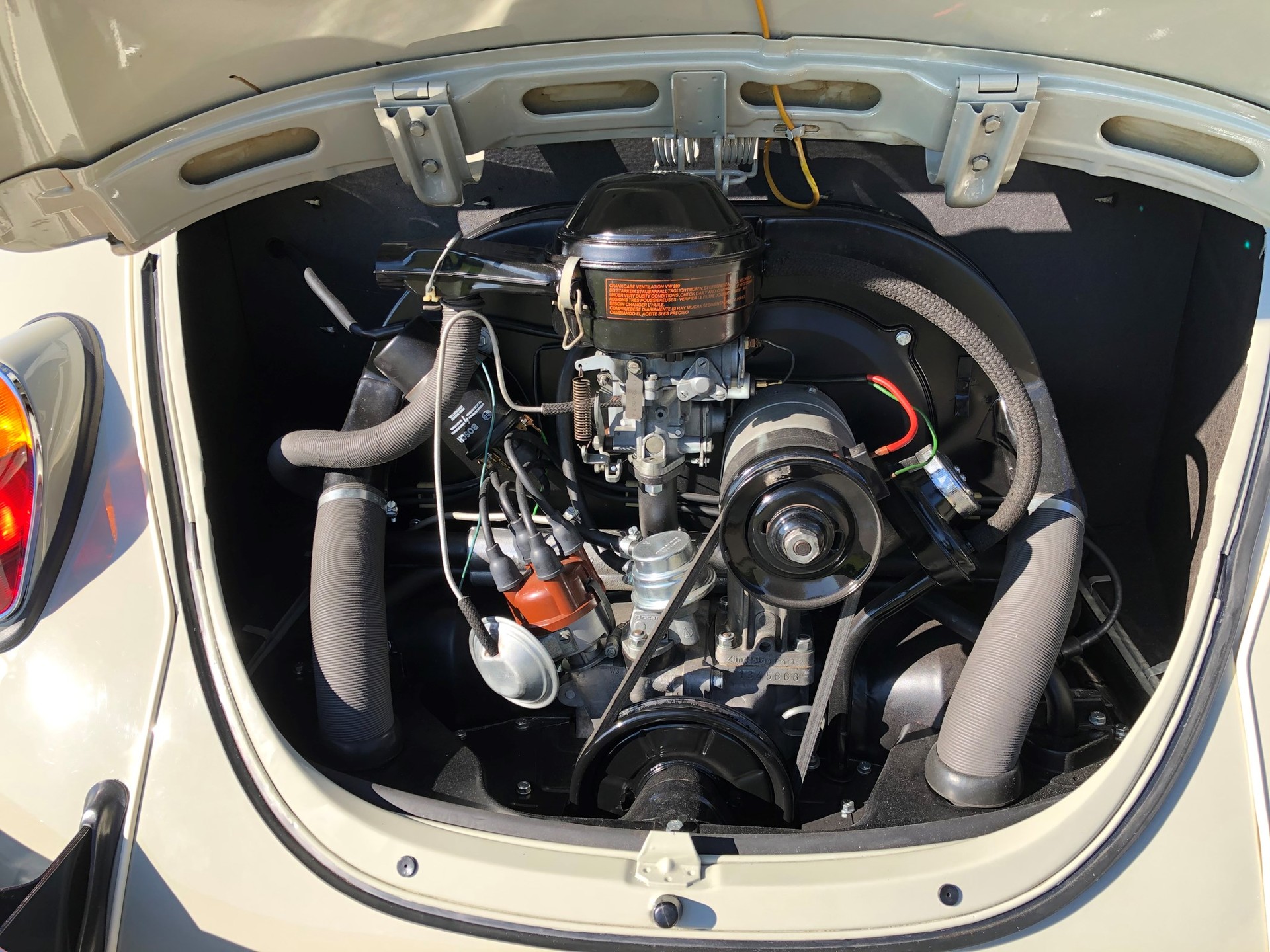 VW Käfer 1300-image-16