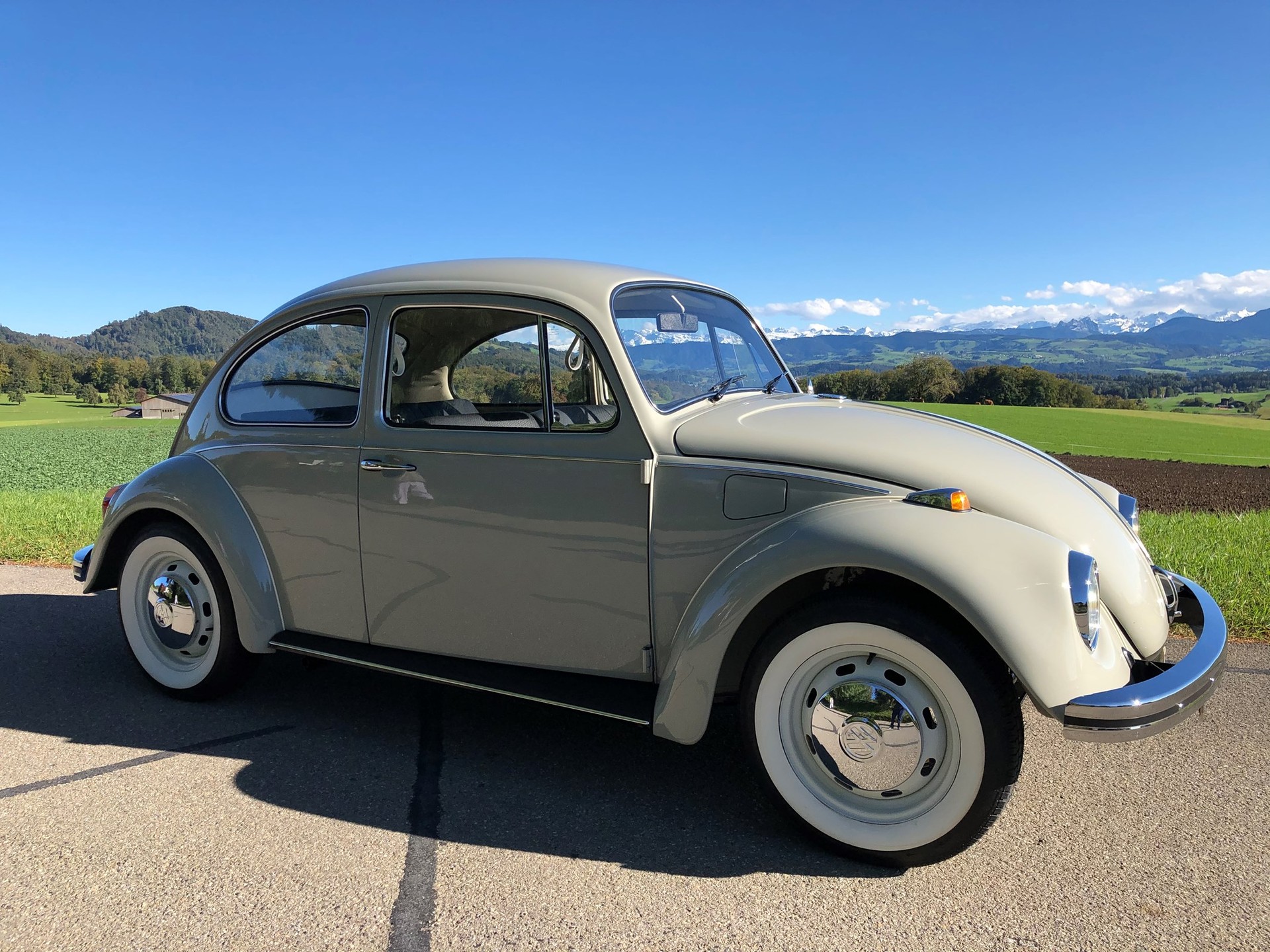 VW Käfer 1300-image-1