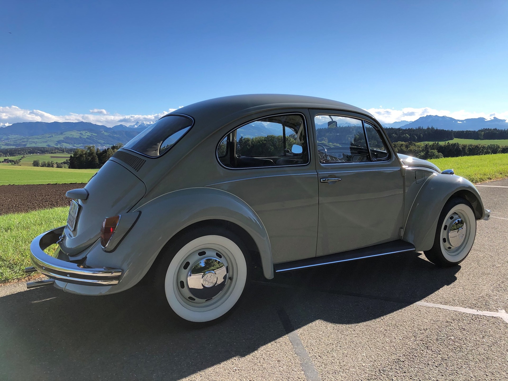 VW Käfer 1300-image-2
