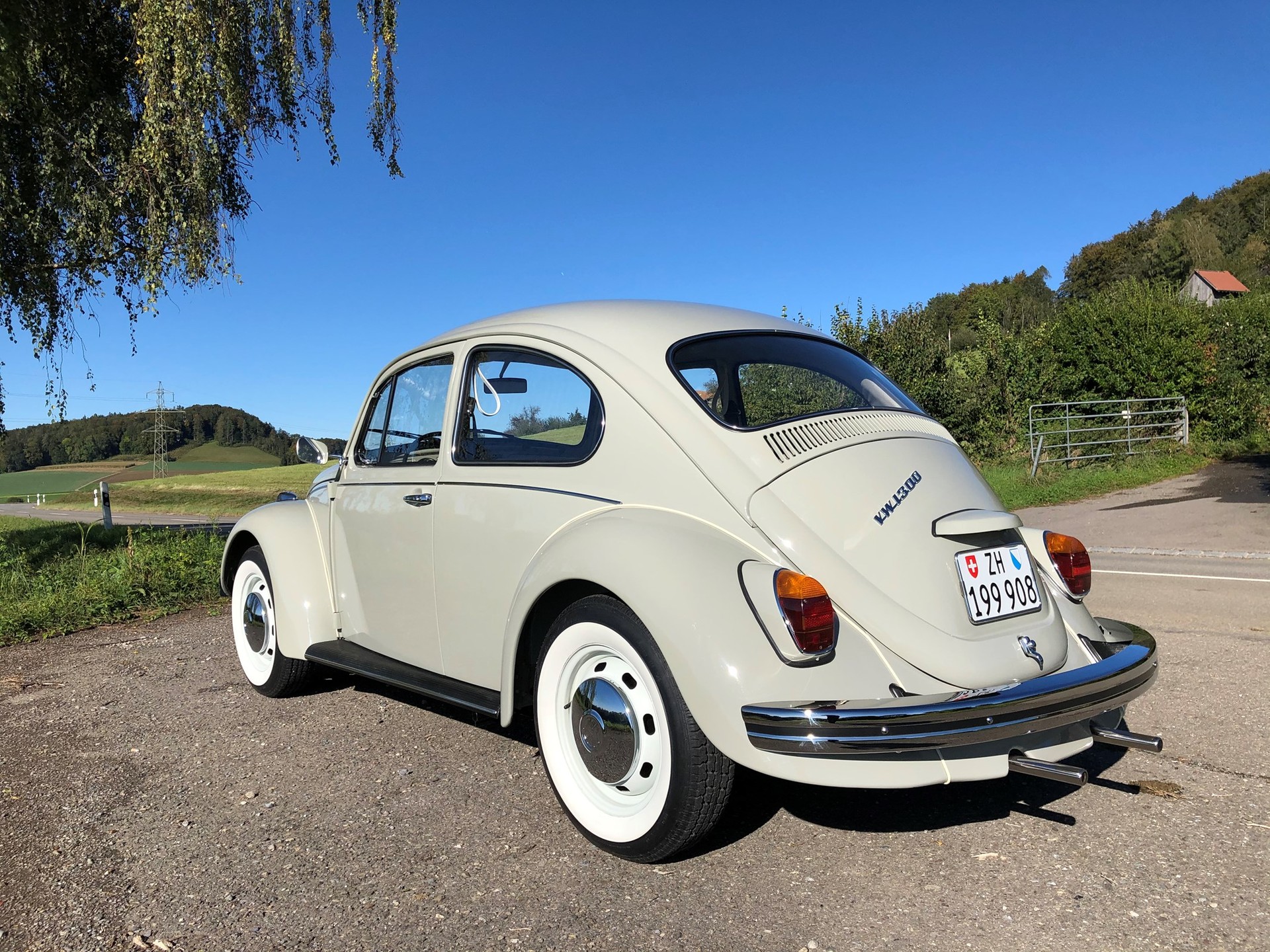 VW Käfer 1300-image-3