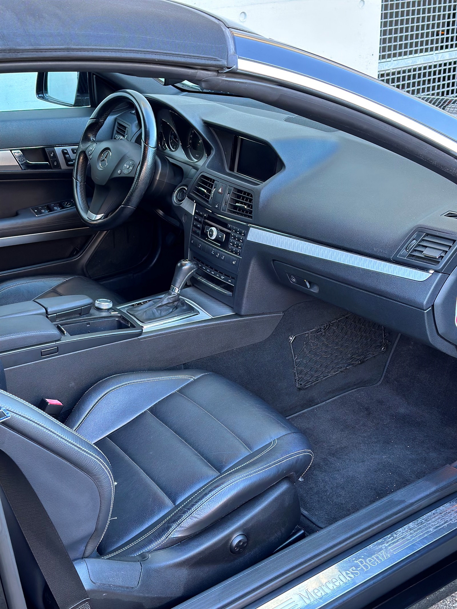 MERCEDES-BENZ E 350 CGI BlueEfficiency 7G-Tronic-image-6