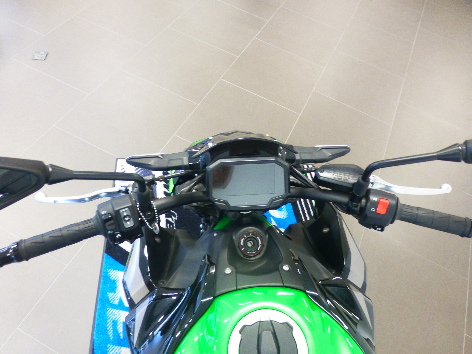 KAWASAKI Z 900 Aktion-image-7