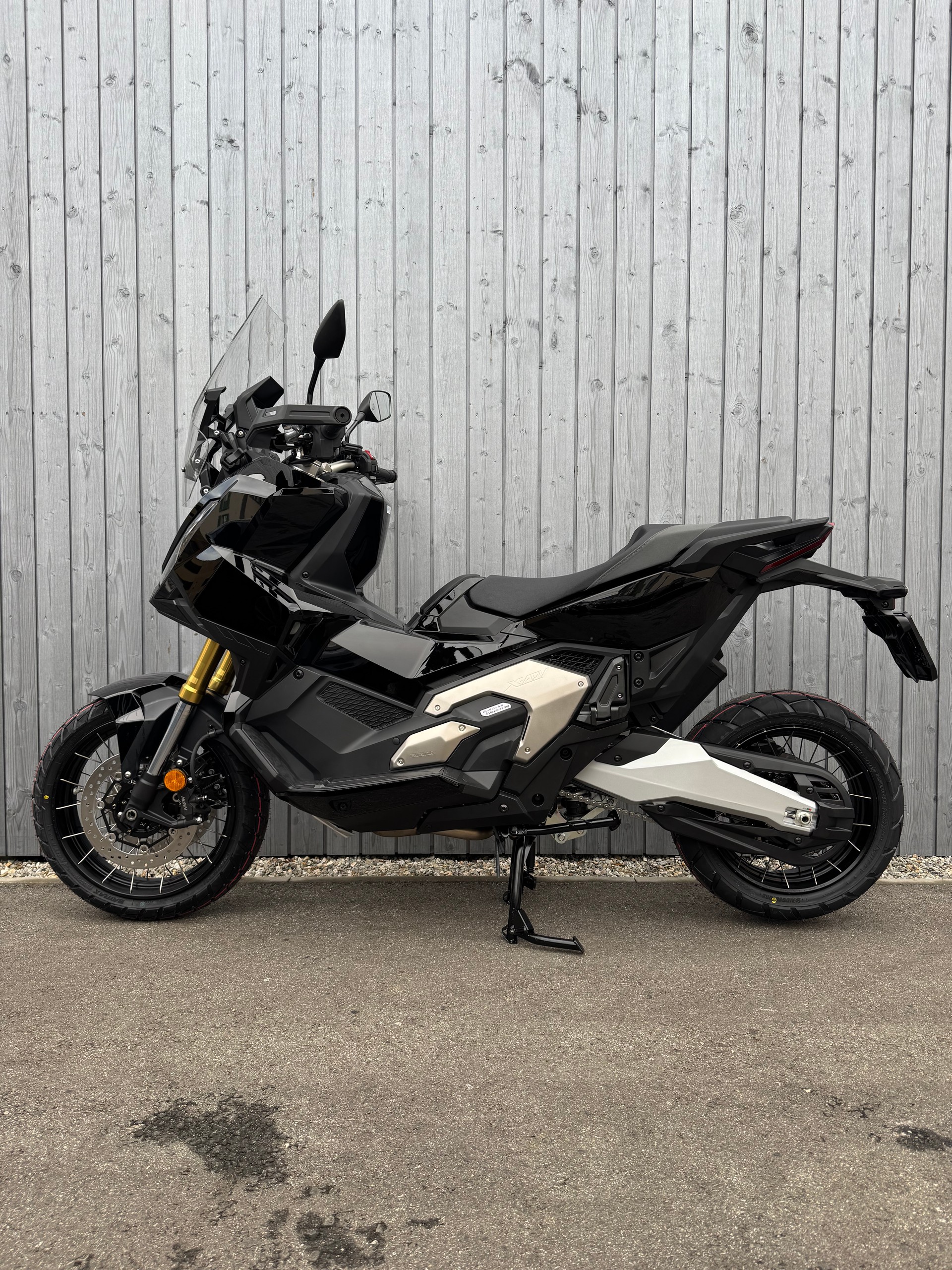 HONDA X-ADV 750-image-5