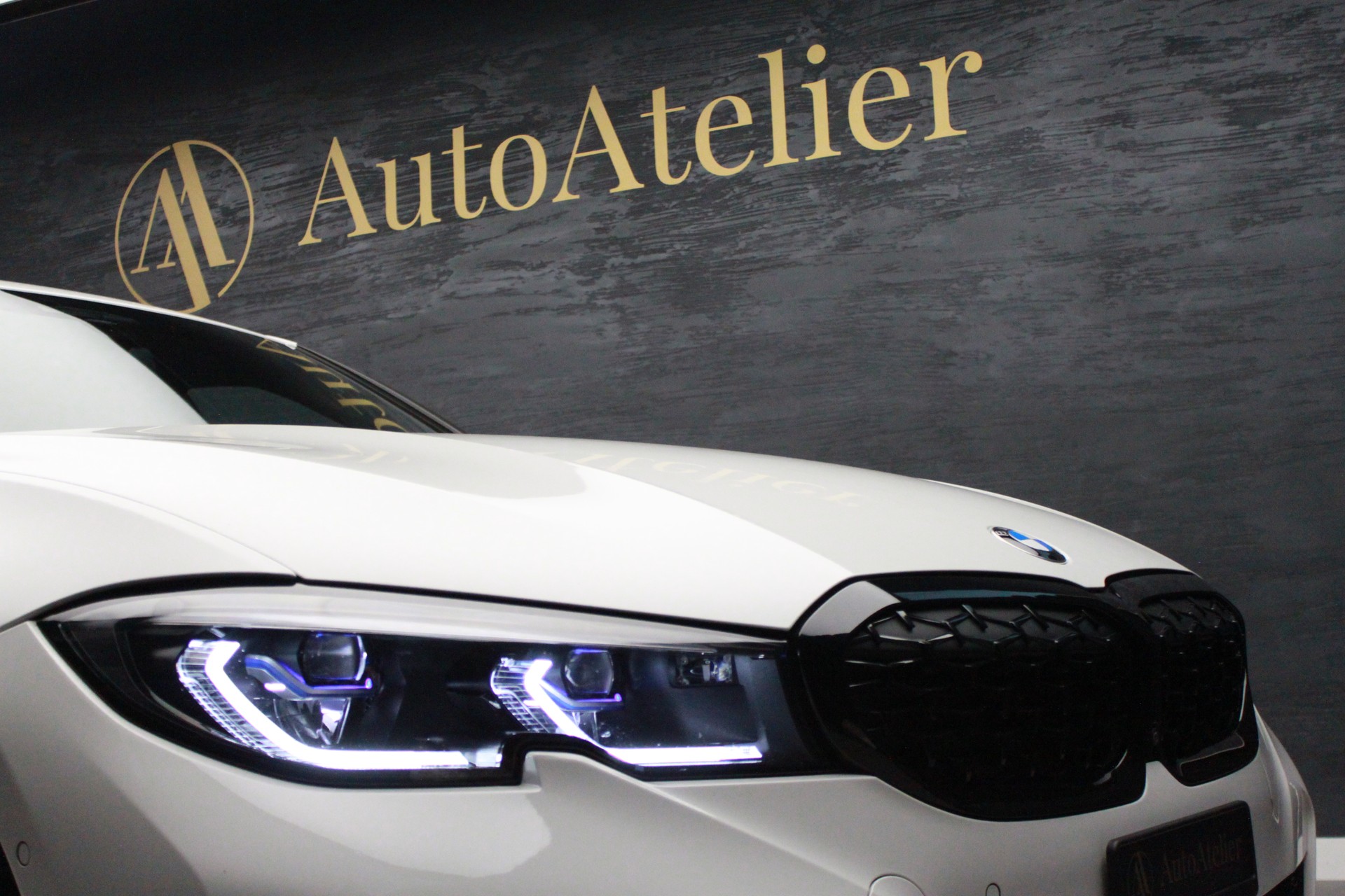 BMW M340d xDrive 48V Steptronic Sport-showroom-element-3