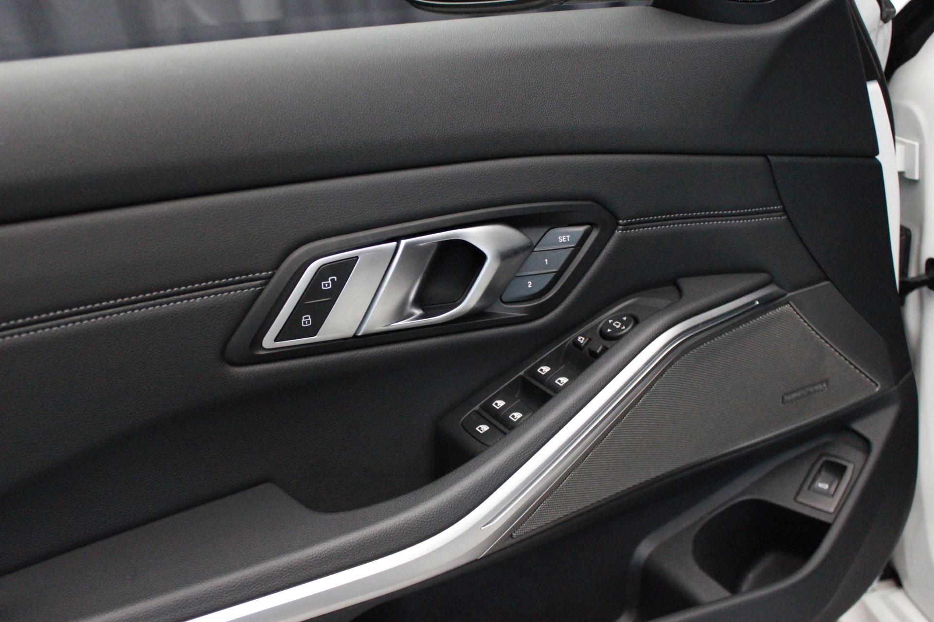 BMW M340d xDrive 48V Steptronic Sport-image-12