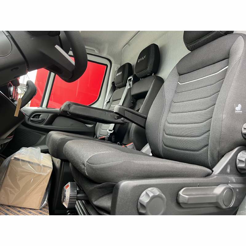 IVECO Daily 35S18HA8V Kaw.3520L H2 3.0 HPI 180-image-5