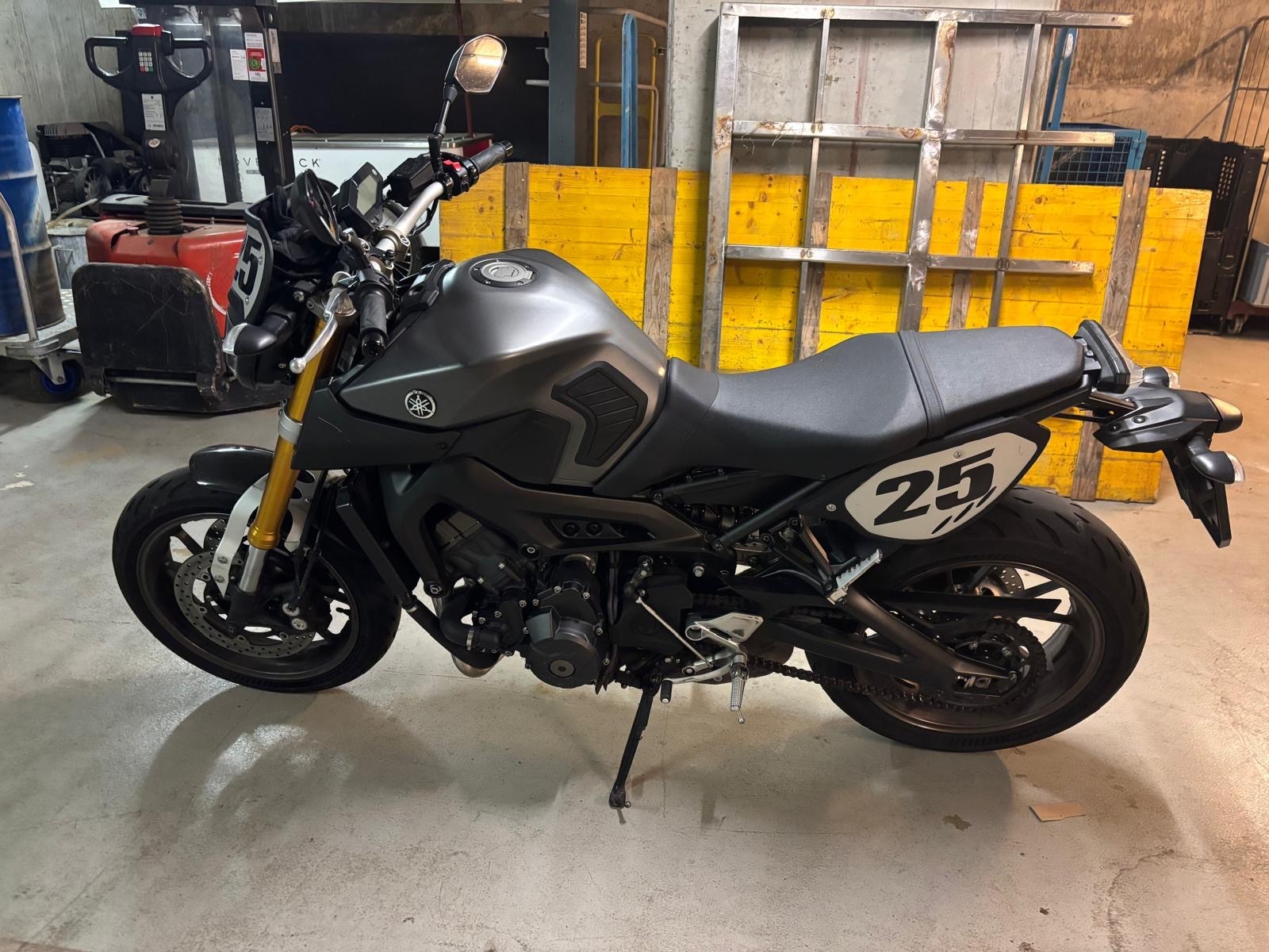 YAMAHA MT-09 ABS Sport Tracker-image-2