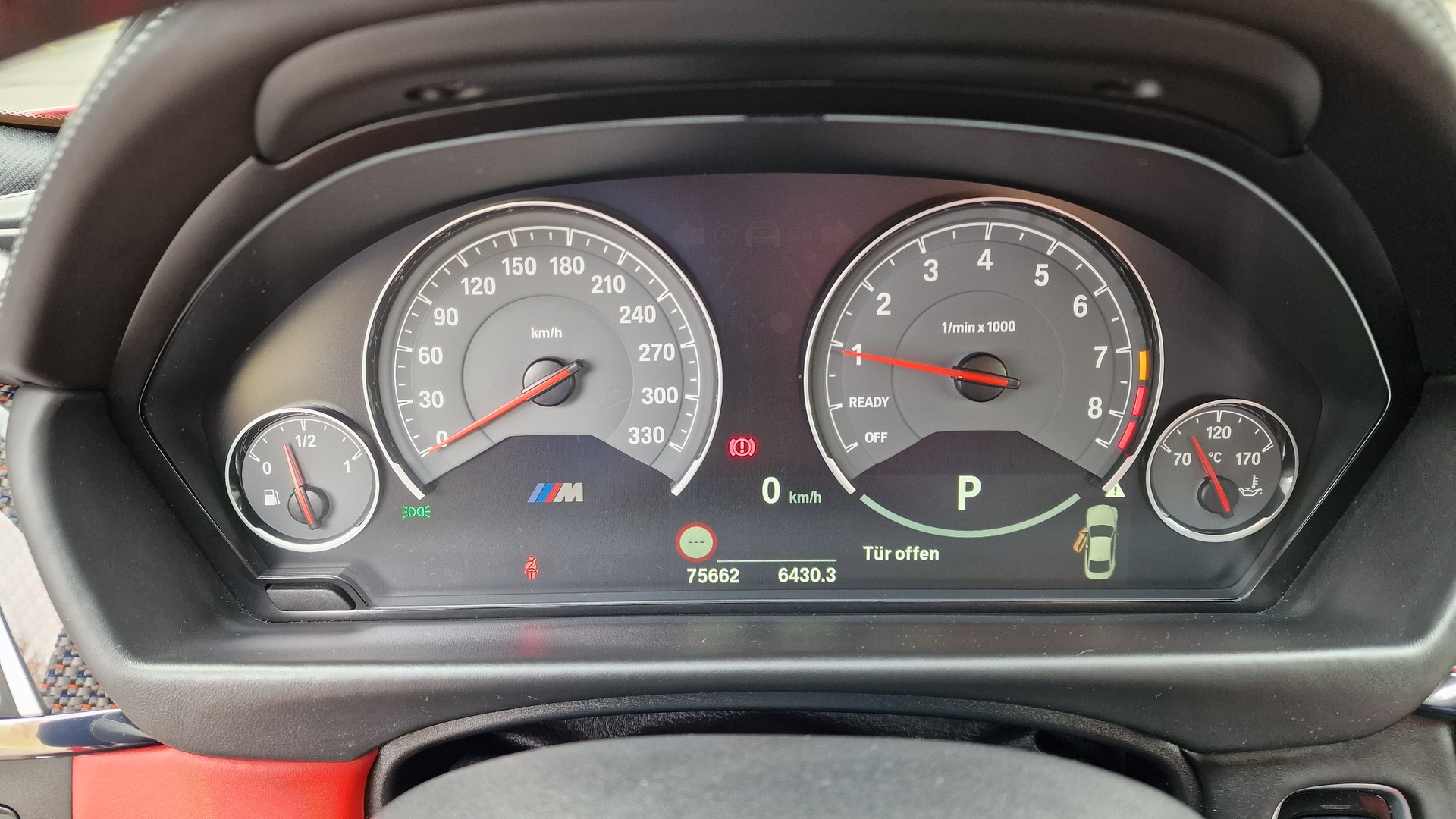 BMW M4 Coupé Competition DKG-image-18
