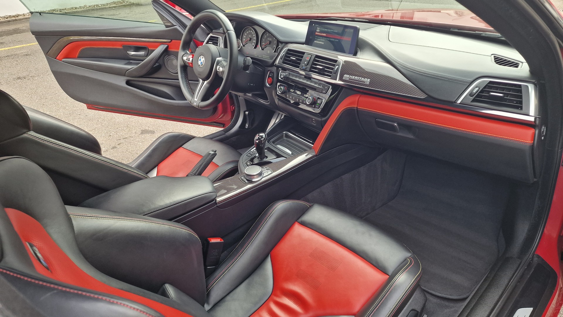 BMW M4 Coupé Competition DKG-image-16
