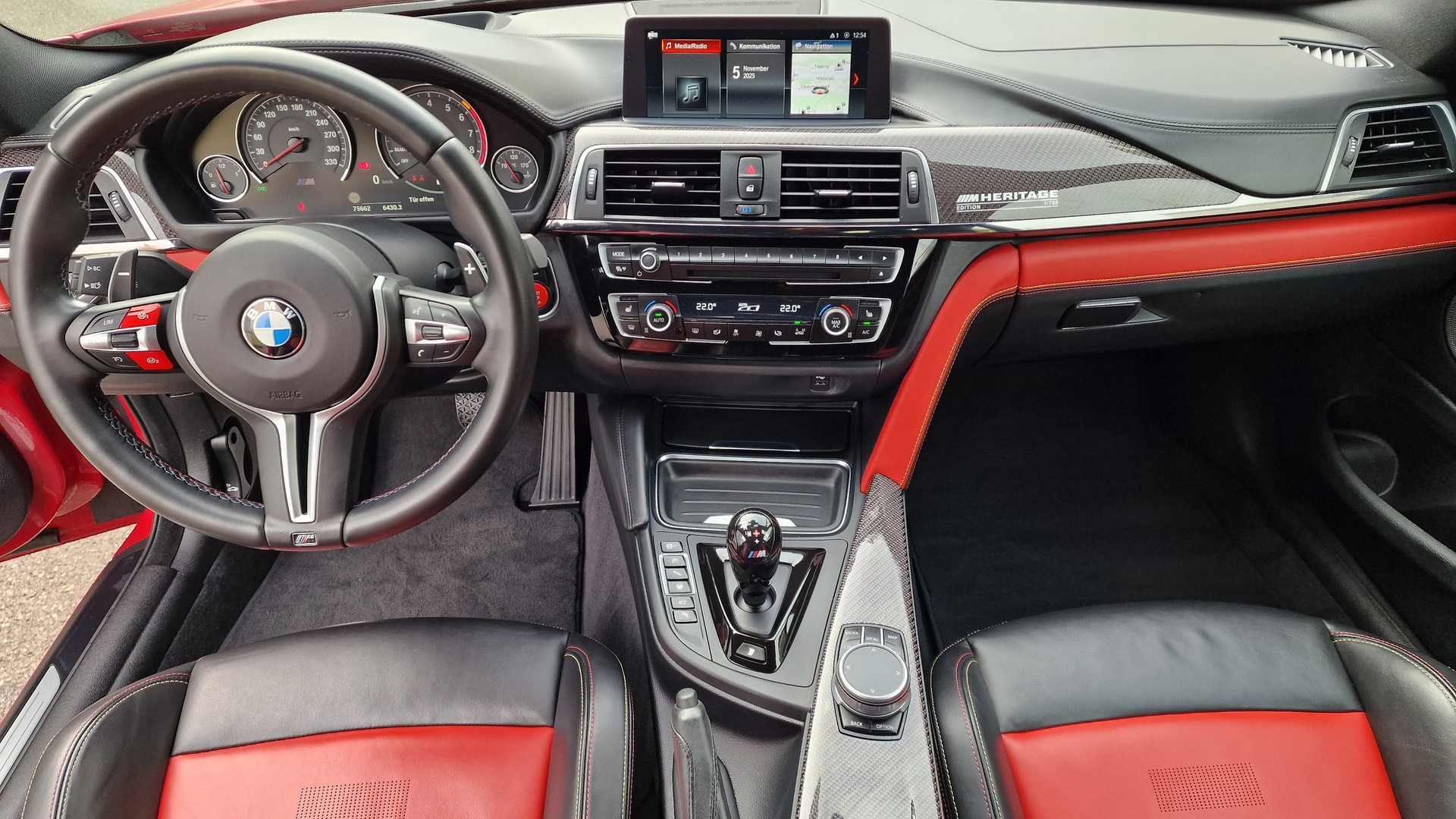 BMW M4 Coupé Competition DKG-image-17
