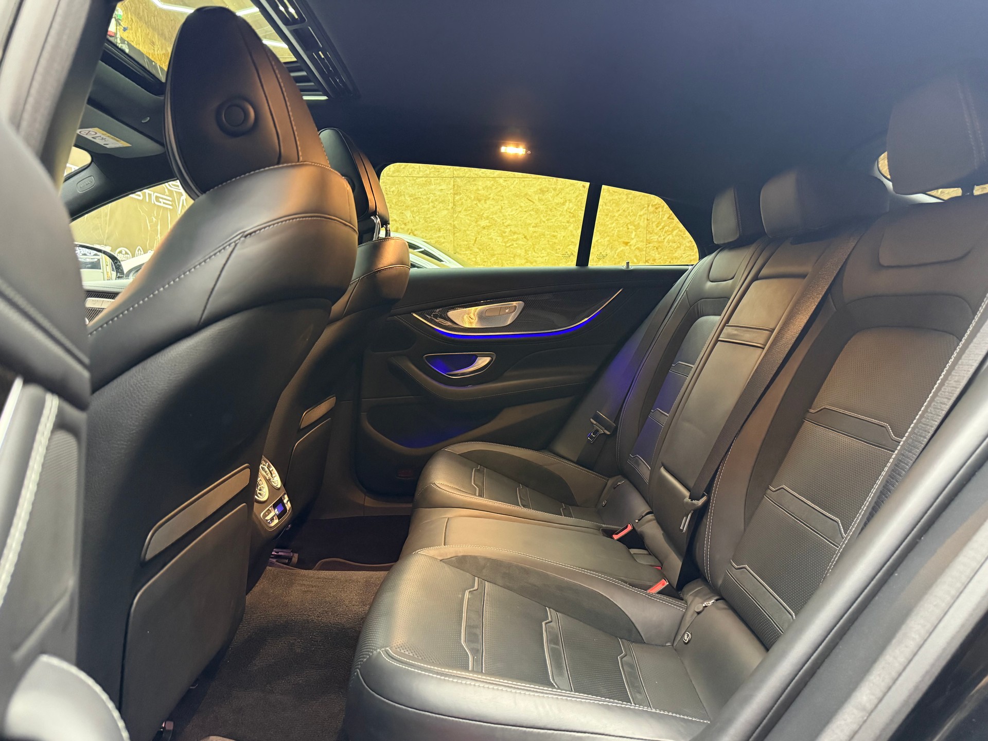 MERCEDES-BENZ AMG GT 4 63 S 4Matic+ Speedshift MCT-image-8