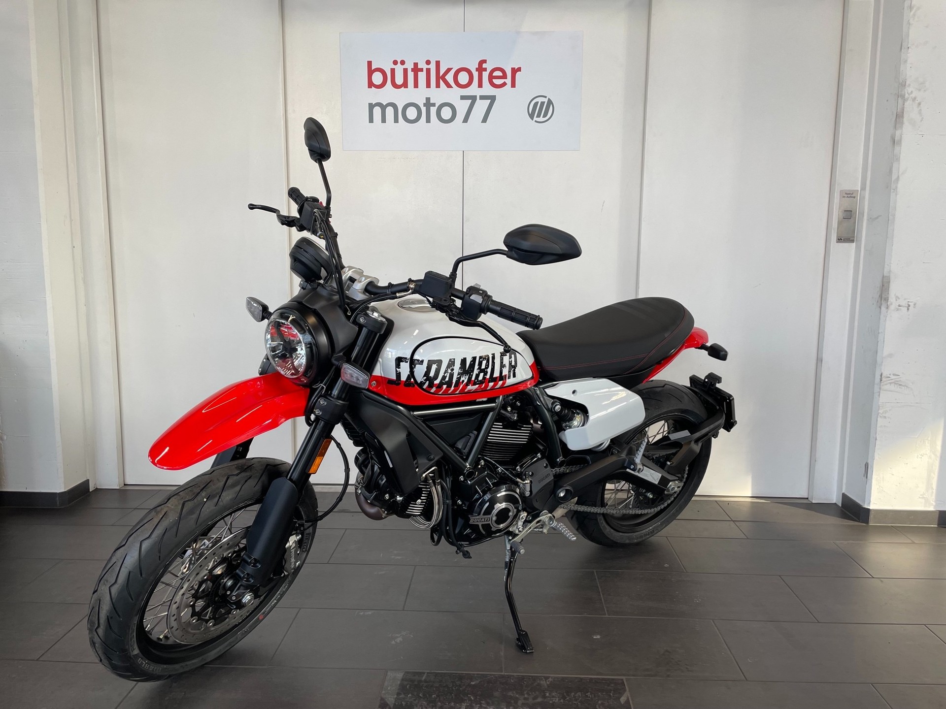 DUCATI Scrambler Urban Motard ABS-image-2