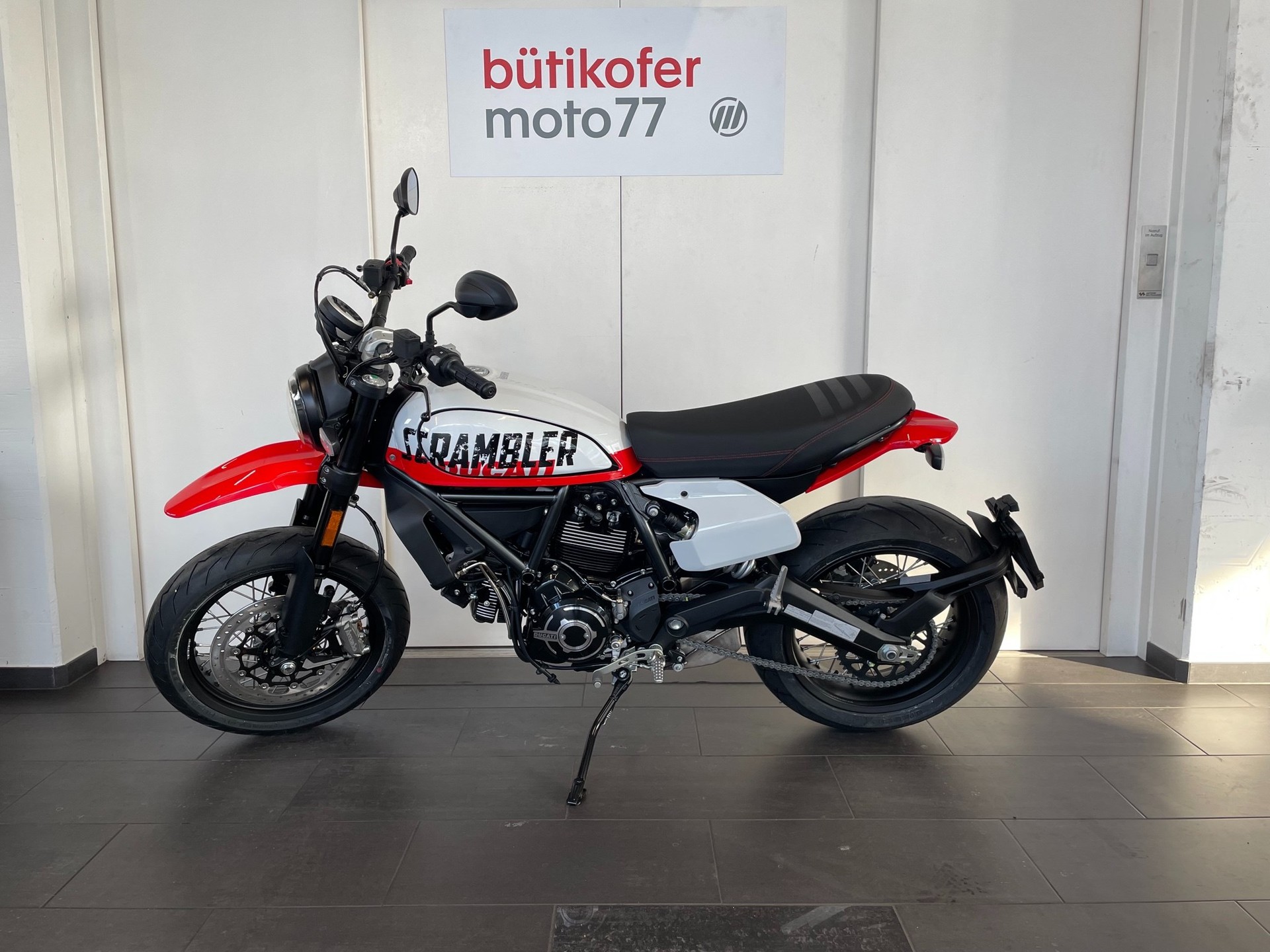 DUCATI Scrambler Urban Motard ABS-image-3