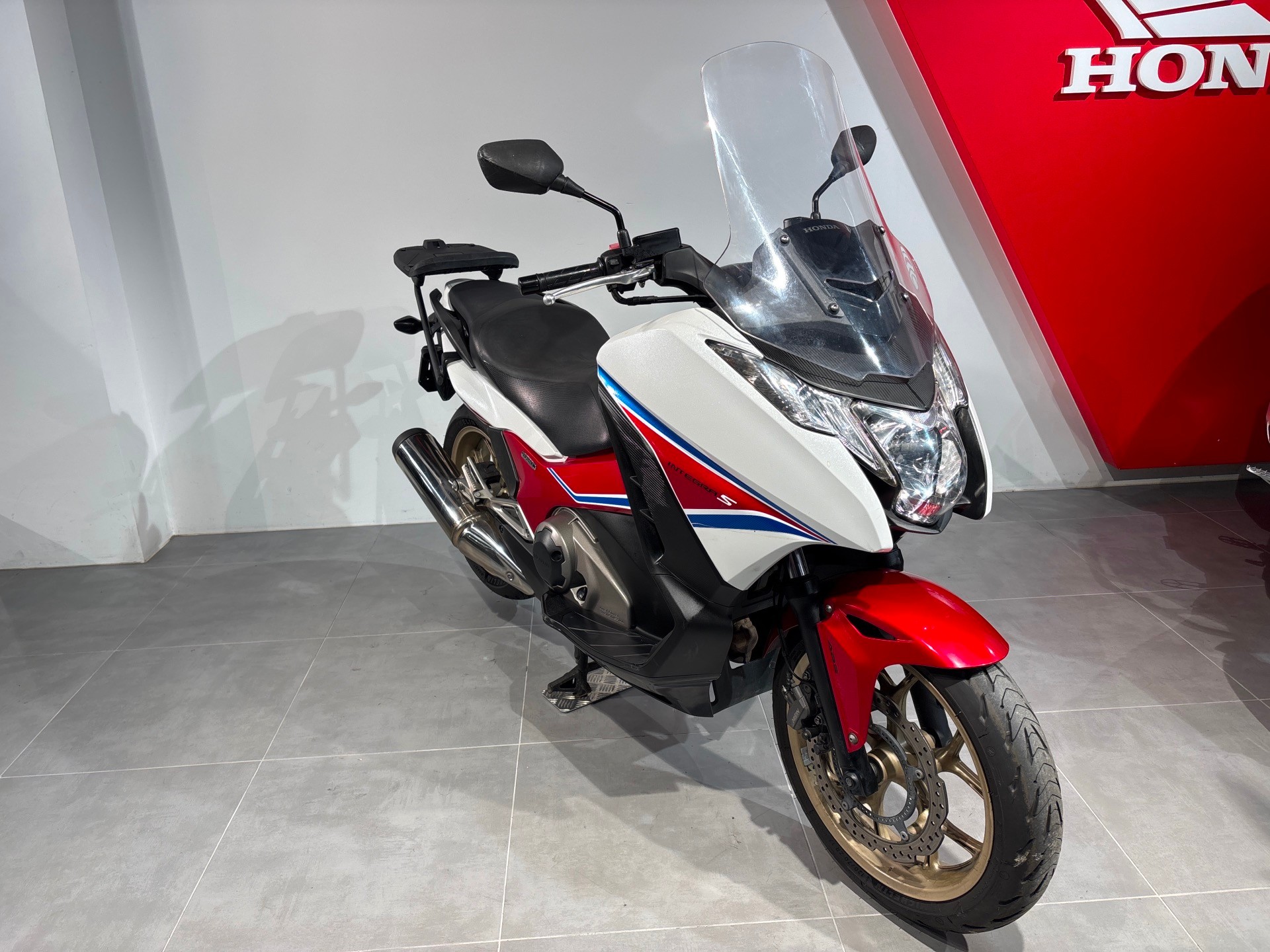 HONDA NC 750 D Integra Sporty ABS-image-2