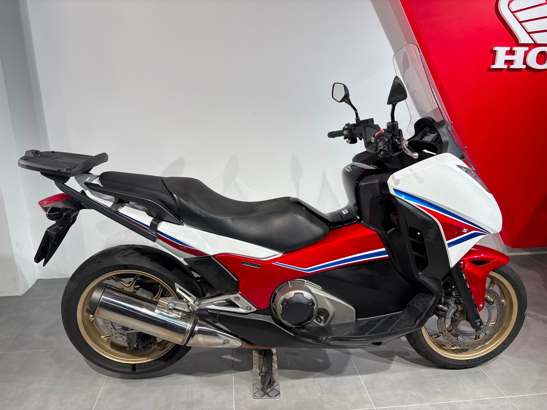 HONDA NC 750 D Integra Sporty ABS-image-3