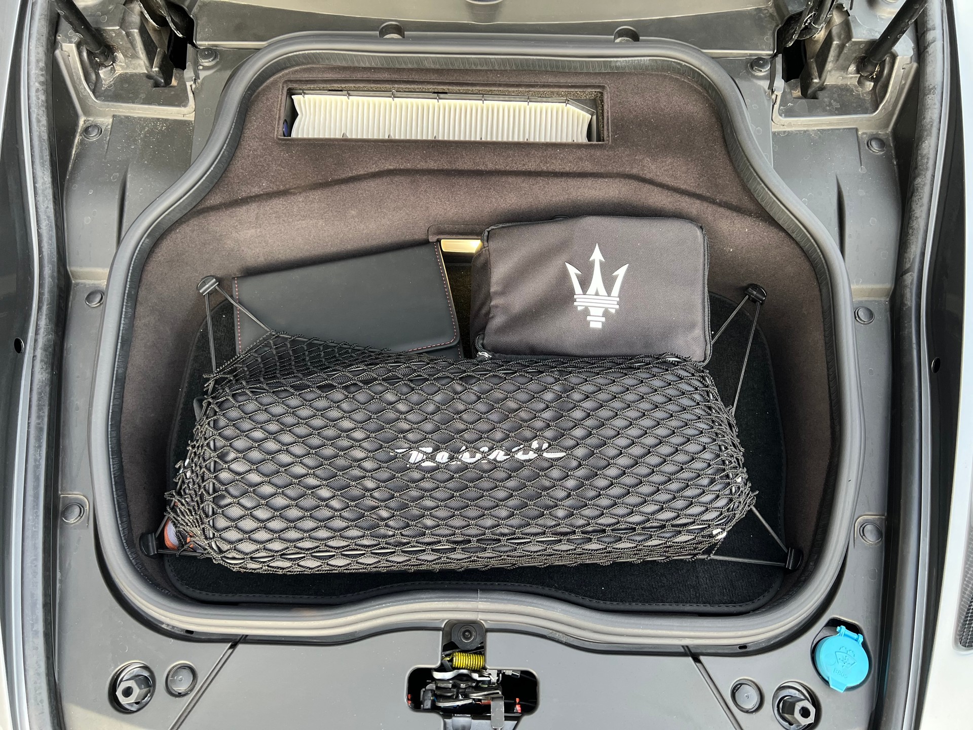 MASERATI MC 20-image-29