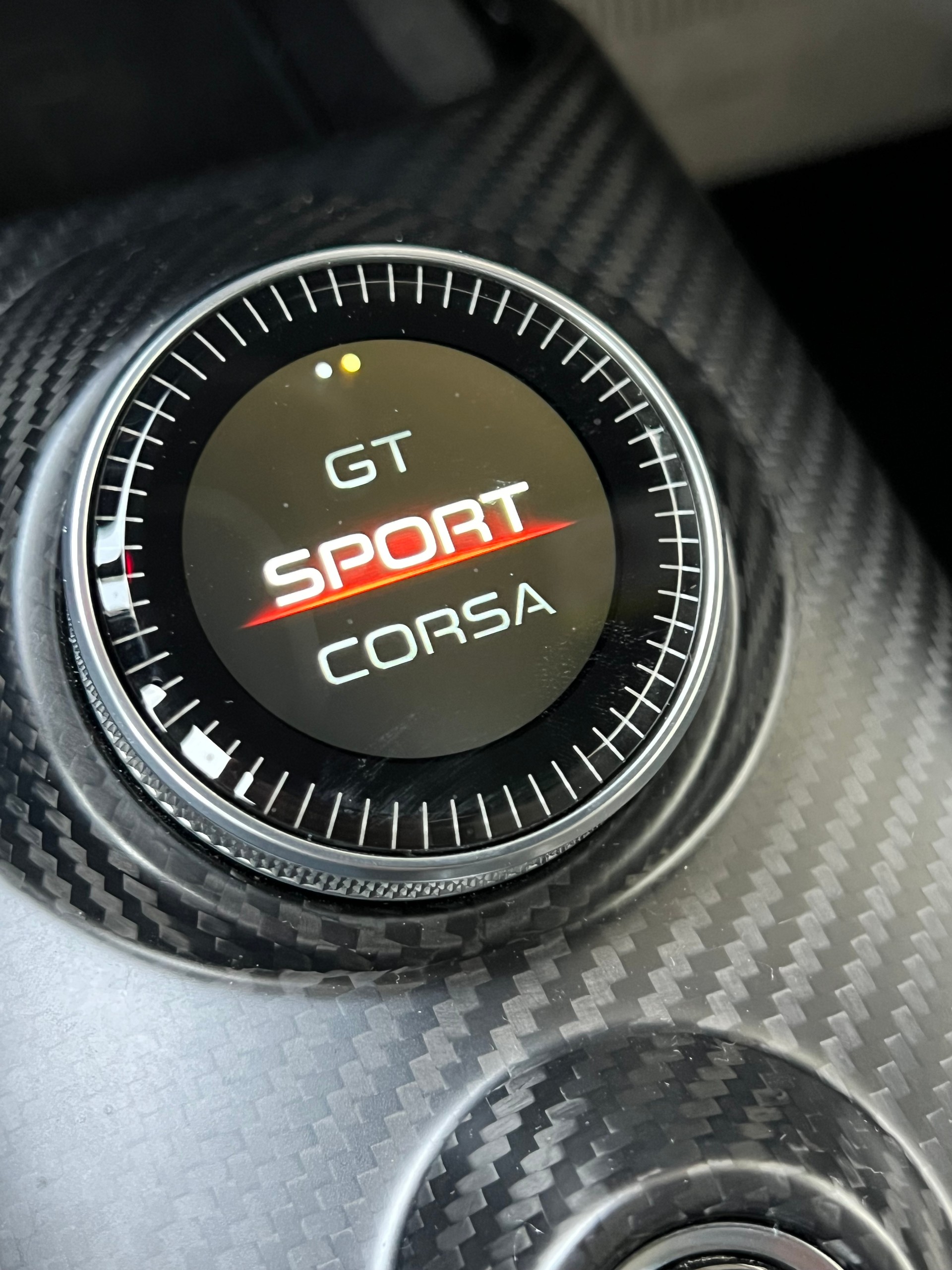 MASERATI MC 20-image-21