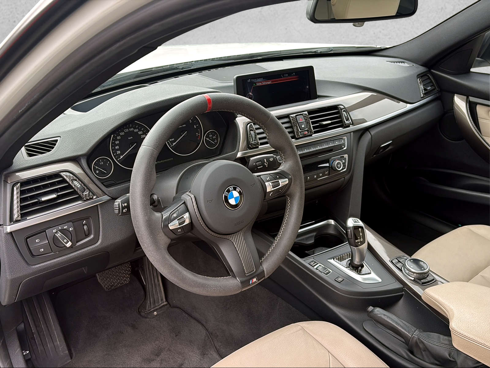 BMW 335i xDrive Touring Modern Line Steptronic-image-5
