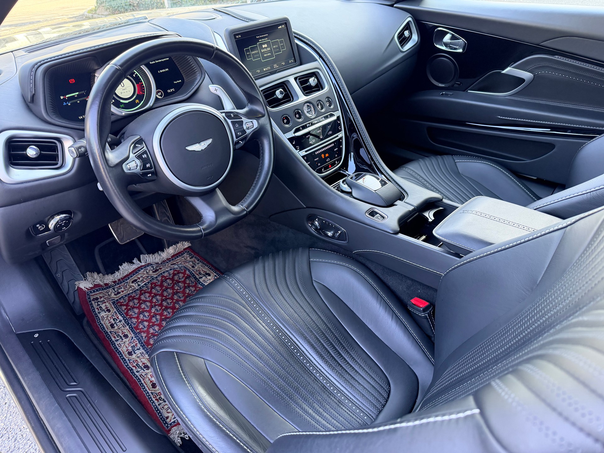ASTON MARTIN DB11 V12 Touchtronic 3-image-10