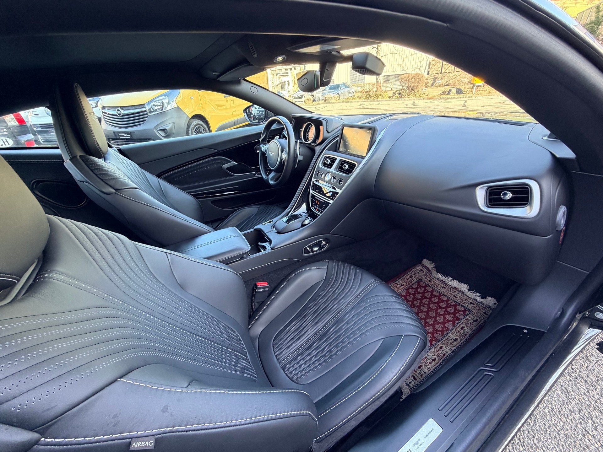 ASTON MARTIN DB11 V12 Touchtronic 3-image-8