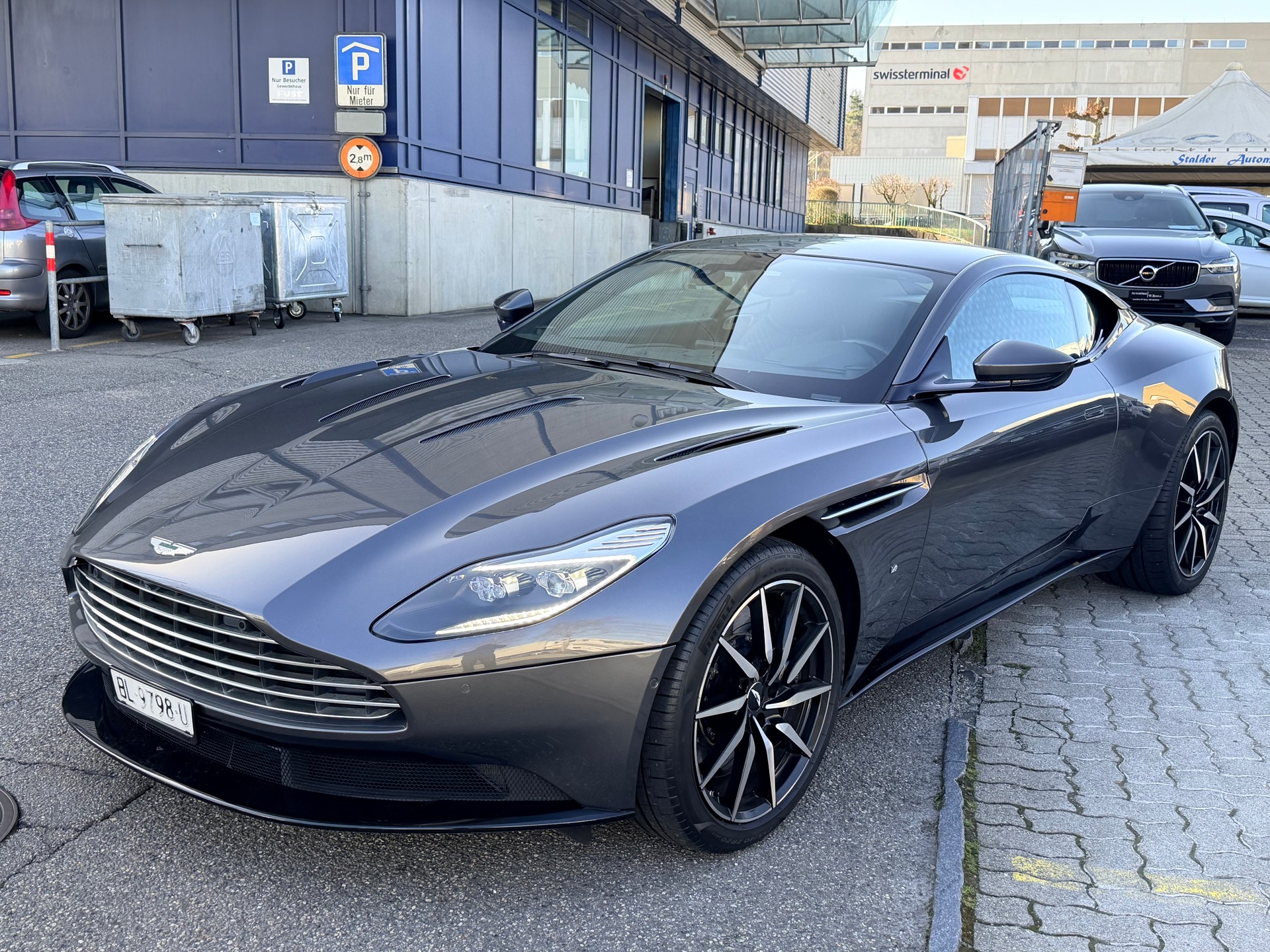 ASTON MARTIN DB11 V12 Touchtronic 3-image-5
