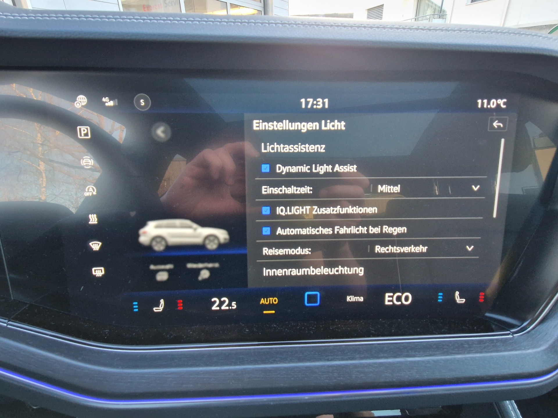 VW Touareg 3.0 TDI 286PS R-Line Tiptronicmit 5 Jahre 100tkm VW Werksgarantie-image-12