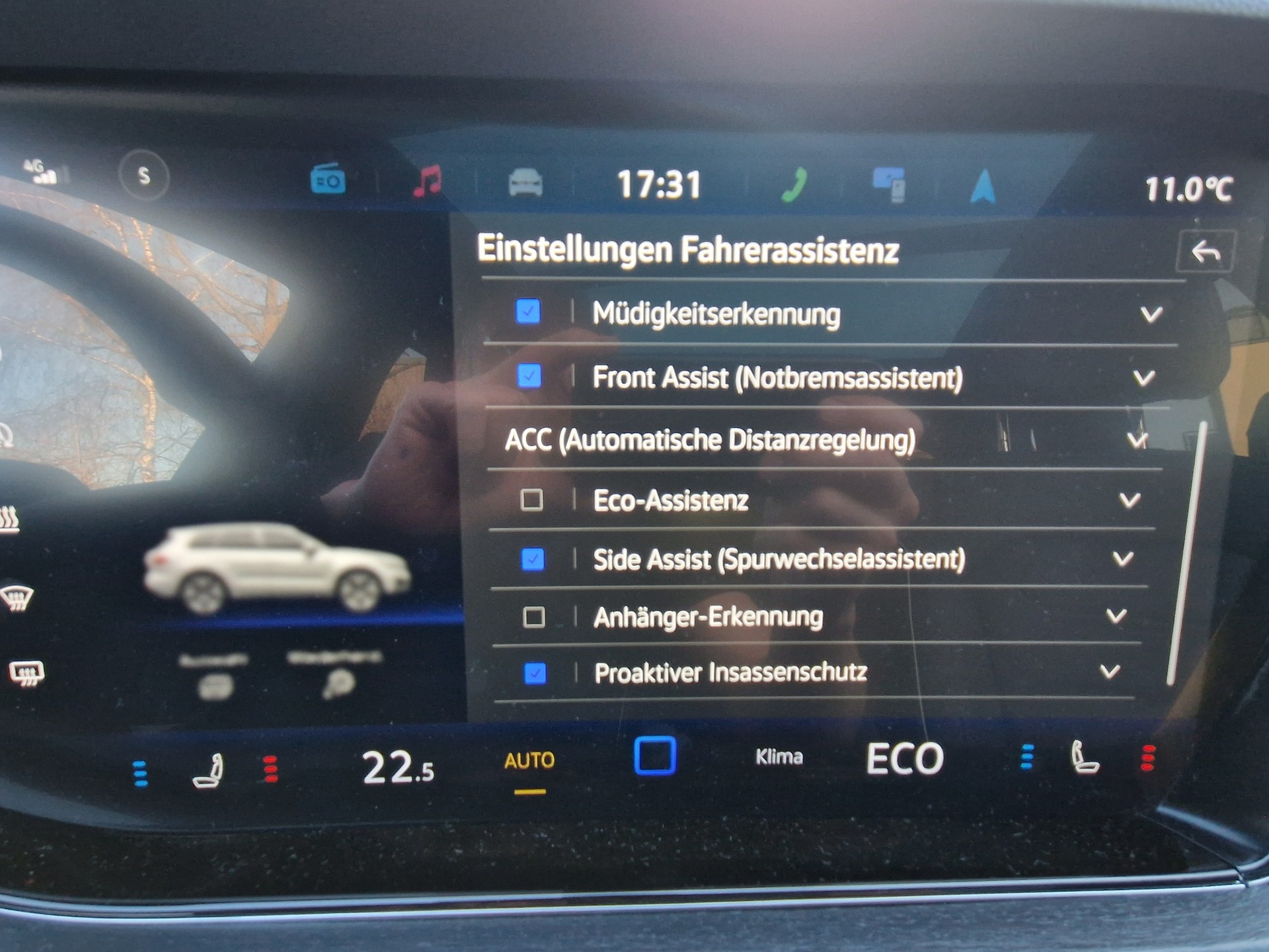 VW Touareg 3.0 TDI 286PS R-Line Tiptronicmit 5 Jahre 100tkm VW Werksgarantie-image-14
