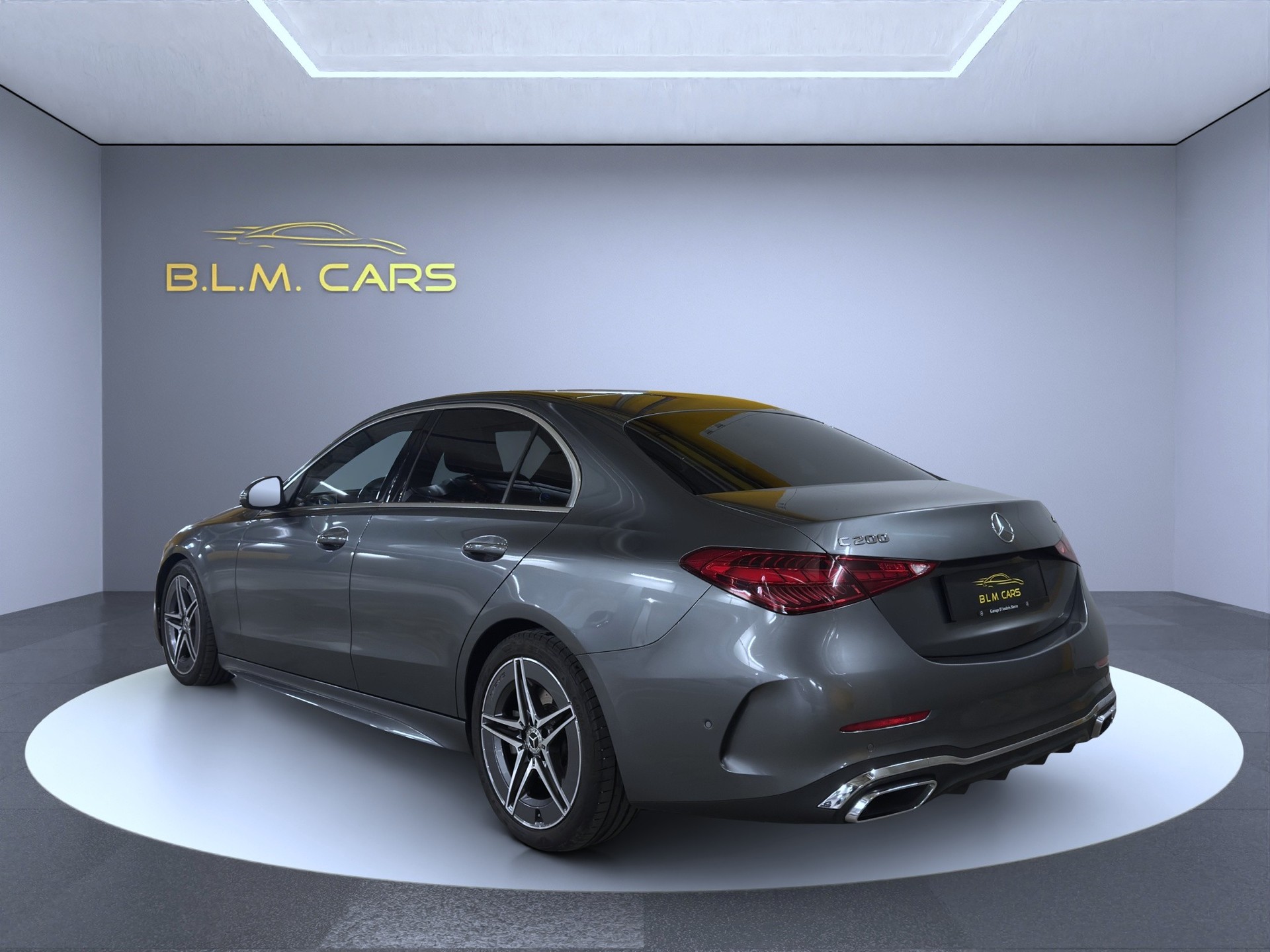 MERCEDES-BENZ C 200 4Matic AMG Line-image-4