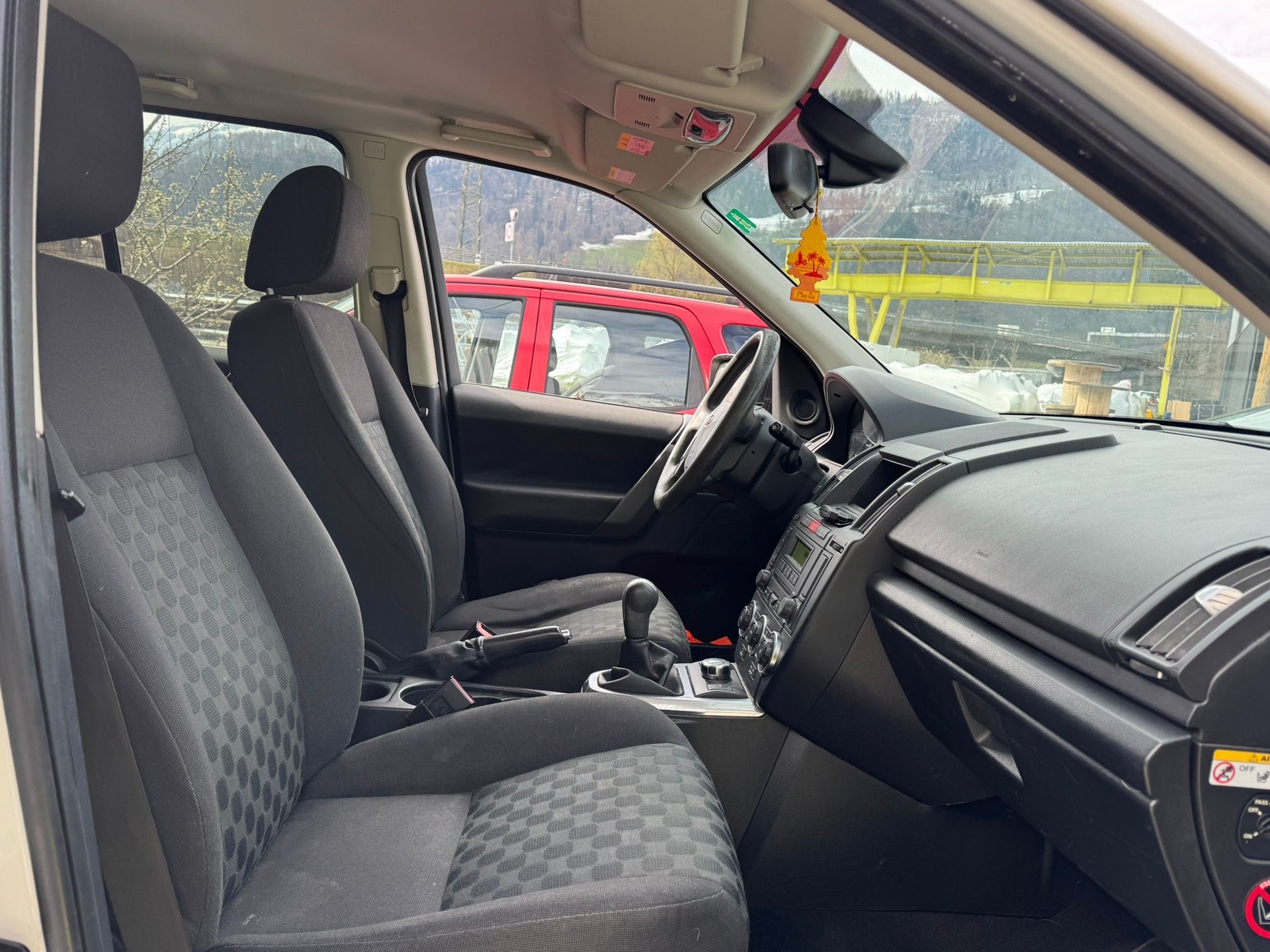 LAND ROVER Freelander 2.2 TD4 E-image-6