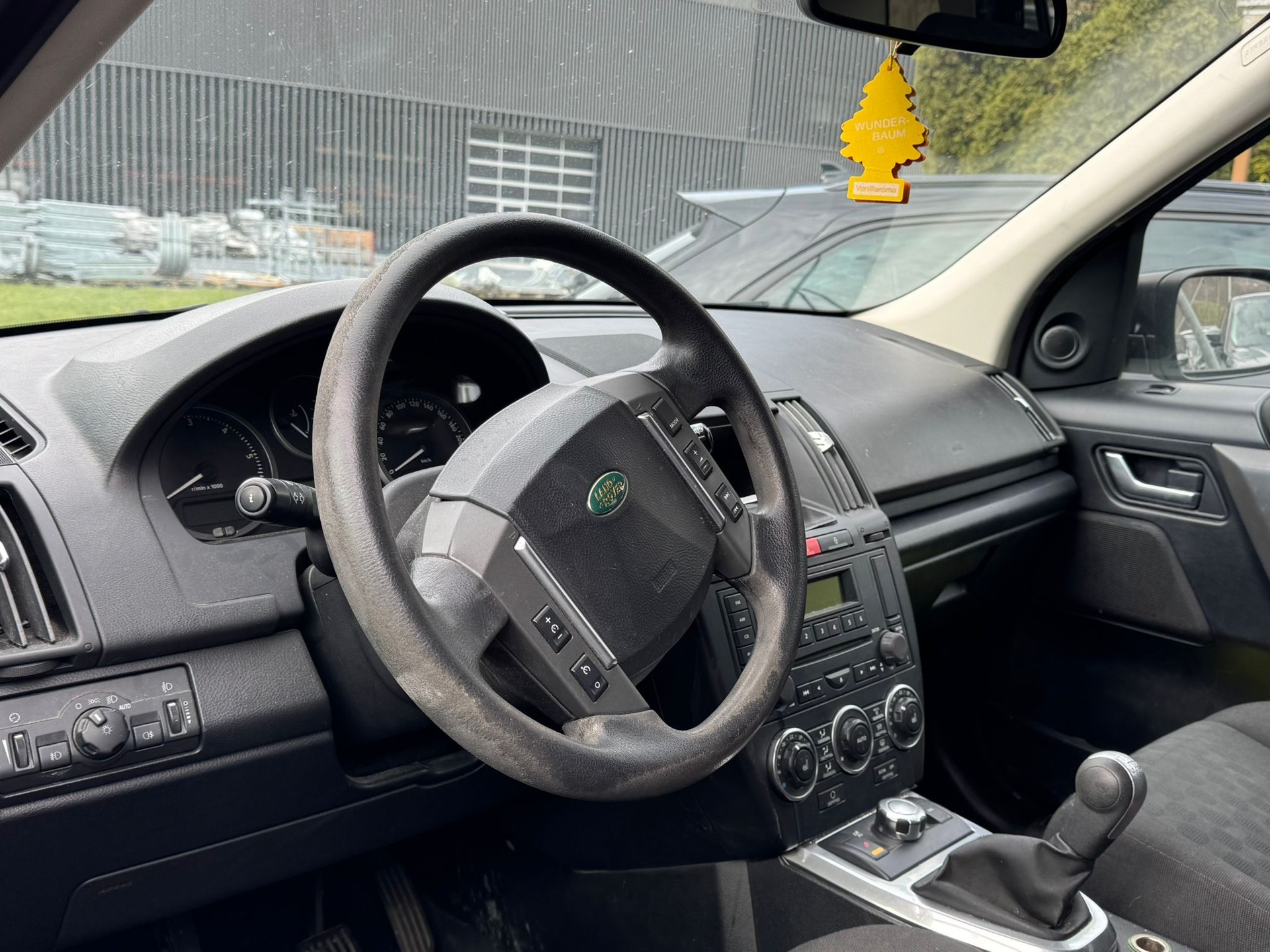 LAND ROVER Freelander 2.2 TD4 E-image-8