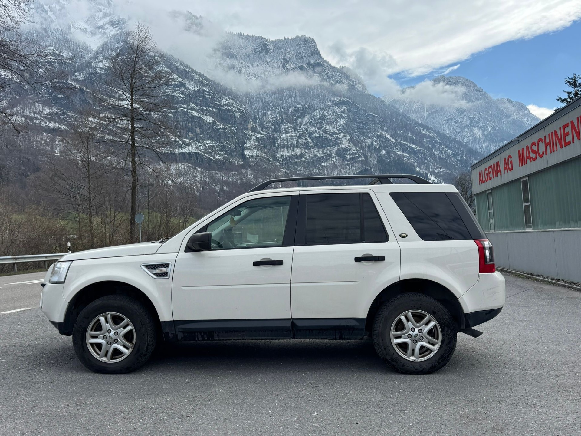LAND ROVER Freelander 2.2 TD4 E-image-15